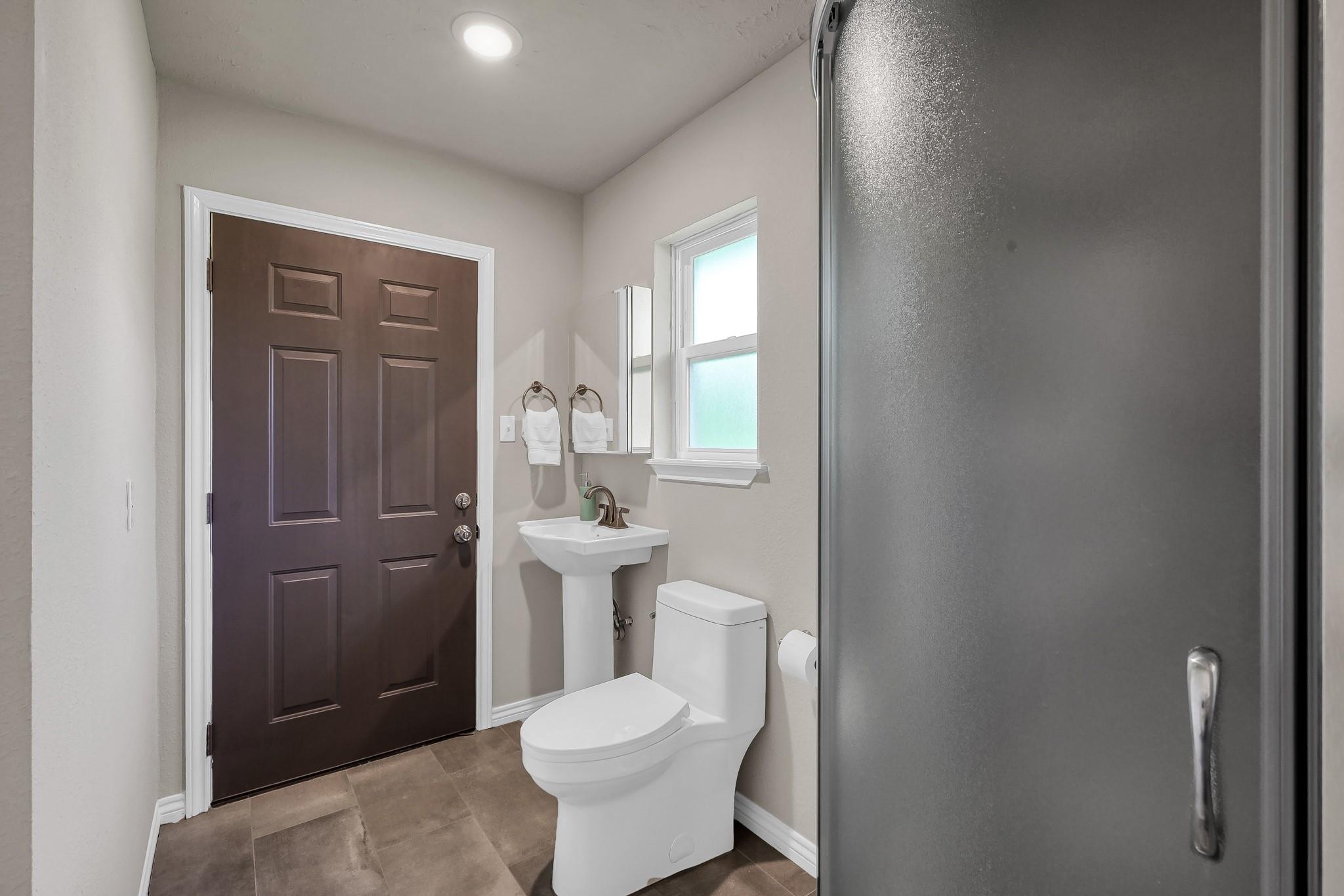 Huntsville, Texas, 77320, United States, 3 Bedrooms Bedrooms, ,2 BathroomsBathrooms,Residential,For Sale,1973925