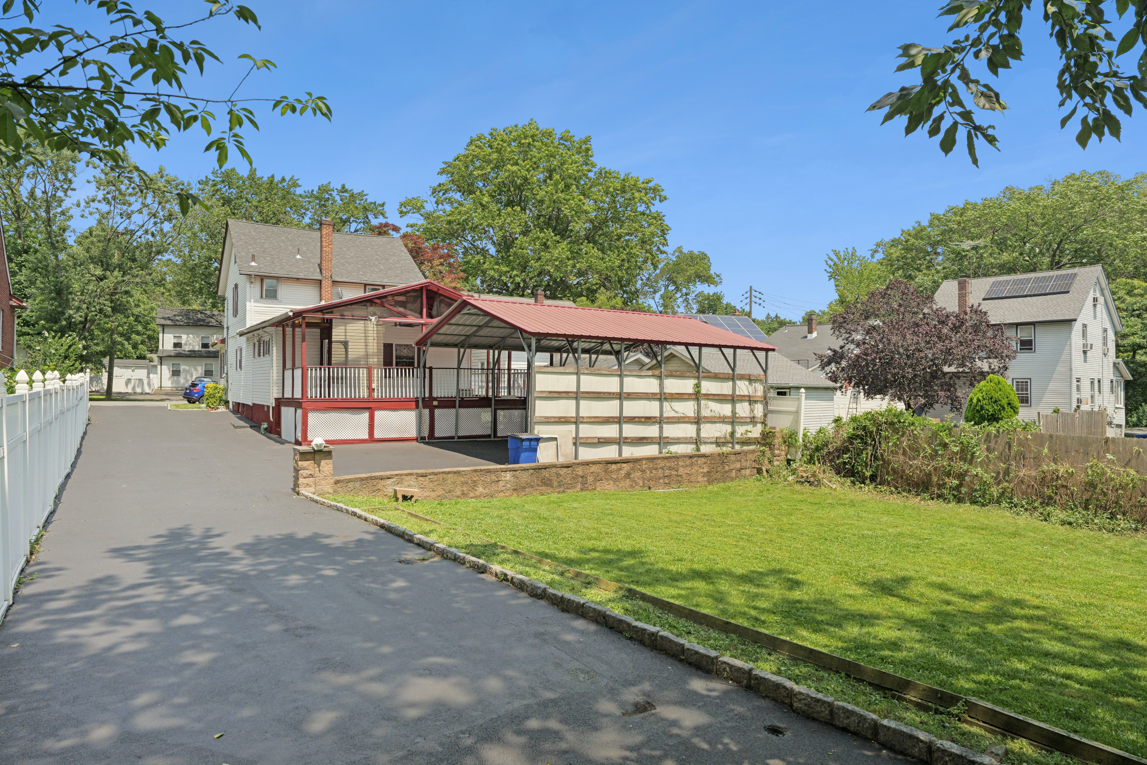 Maplewood, New Jersey, 07040, United States, 4 Bedrooms Bedrooms, ,5 BathroomsBathrooms,Residential,For Sale,1976450