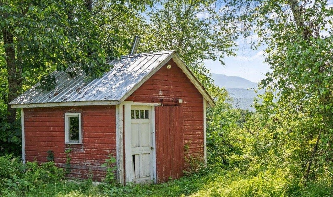 Morristown, Vermont, 05661, United States, 9 Bedrooms Bedrooms, ,4 BathroomsBathrooms,Residential,For Sale,1896052
