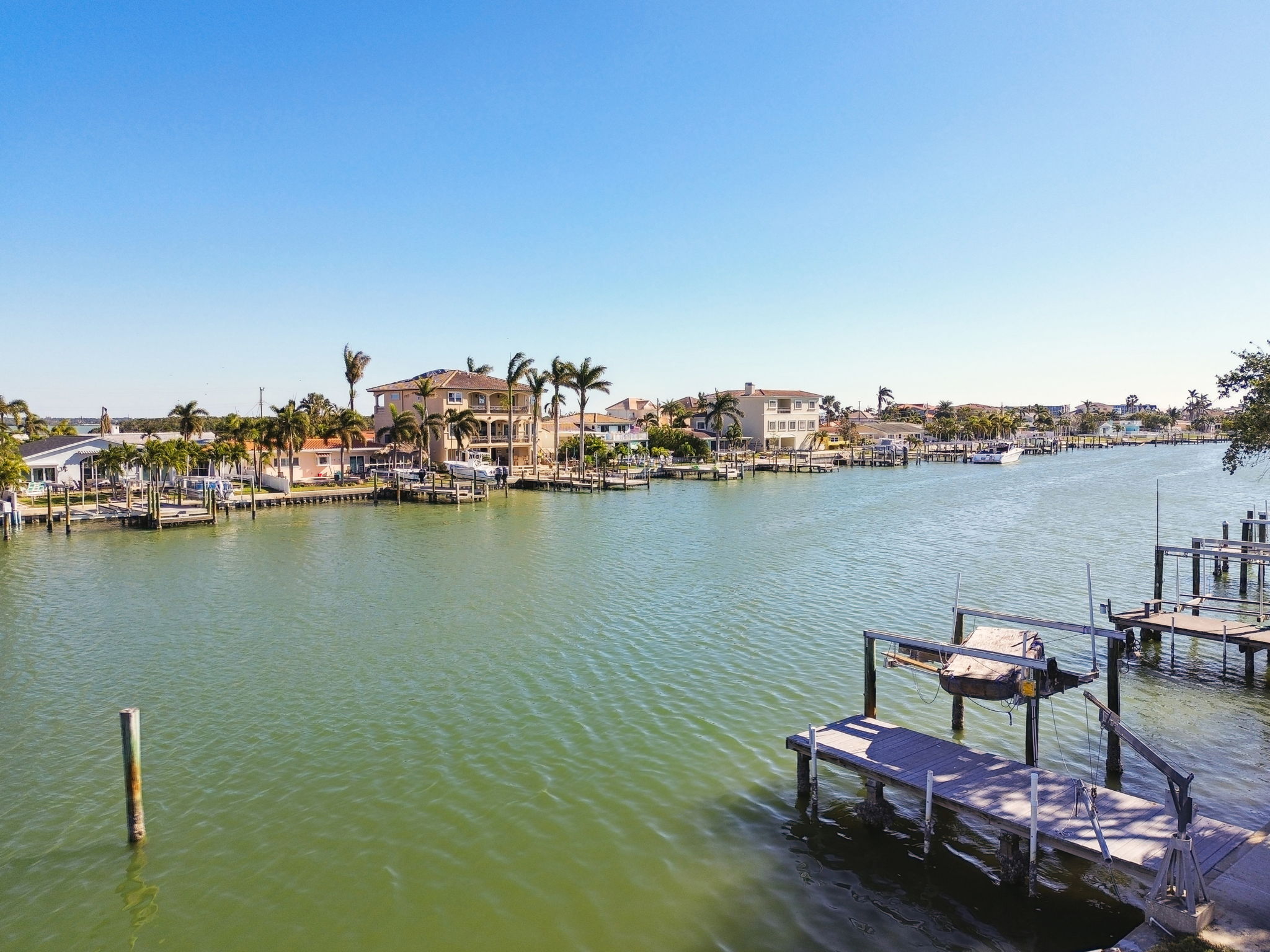 Madeira Beach, Florida, 33708, United States, 3 Bedrooms Bedrooms, ,2 BathroomsBathrooms,Residential,For Sale,1943278
