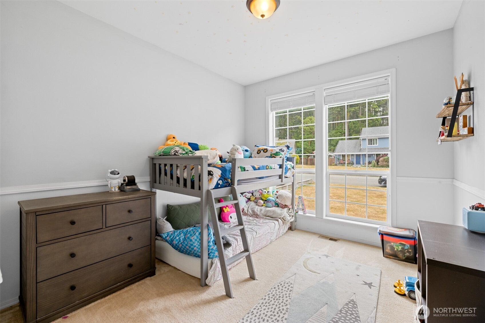 Port Angeles, Washington, 98363, United States, 3 Bedrooms Bedrooms, ,2 BathroomsBathrooms,Residential,For Sale,1982168