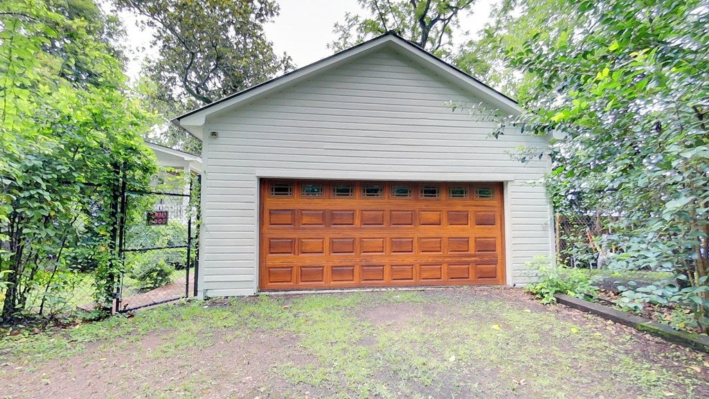 Thomasville, Georgia, 31792, United States, 3 Bedrooms Bedrooms, ,3 BathroomsBathrooms,Residential,For Sale,2005242