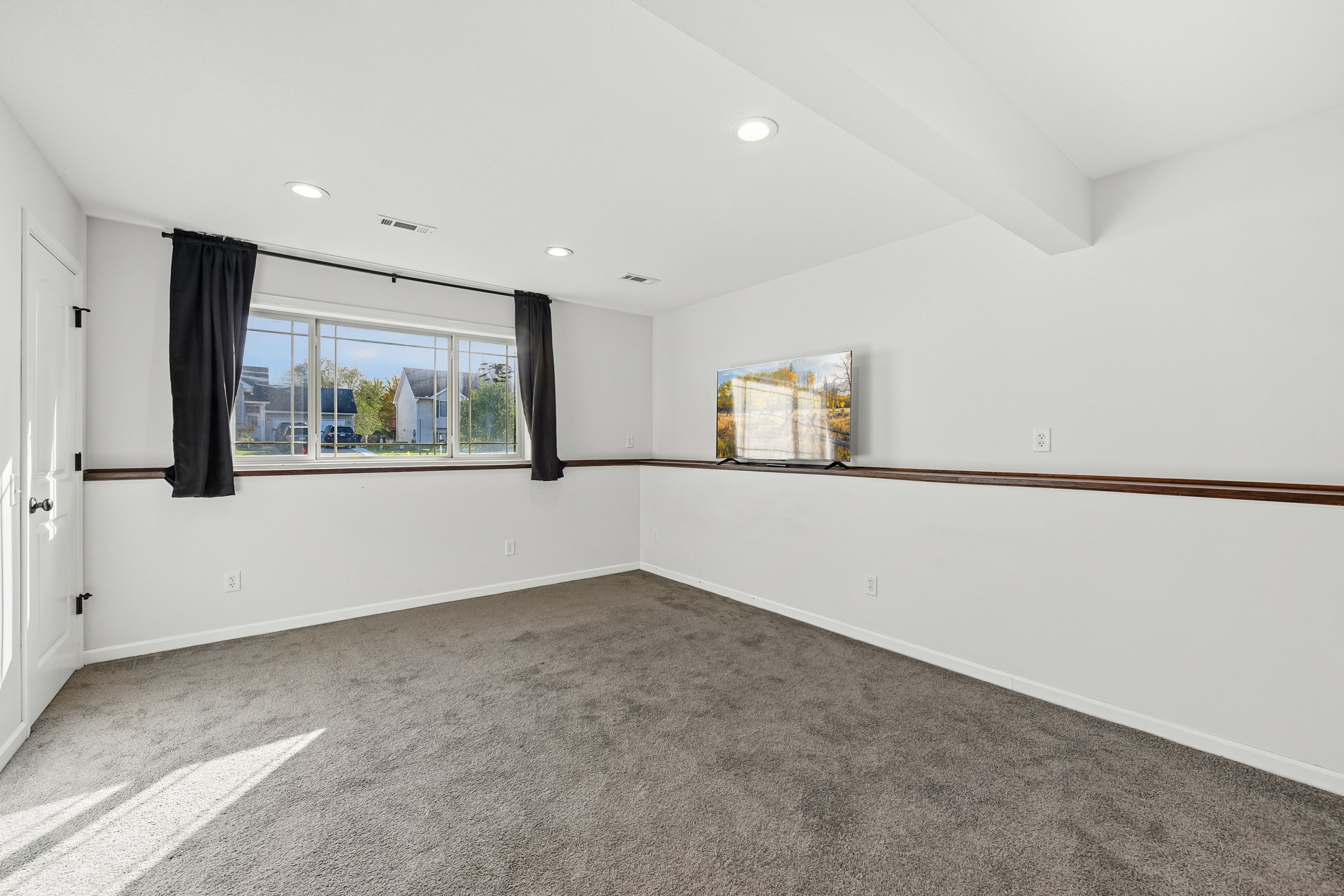  Refreshed Home in Lovely Farmington Location - 物件實景