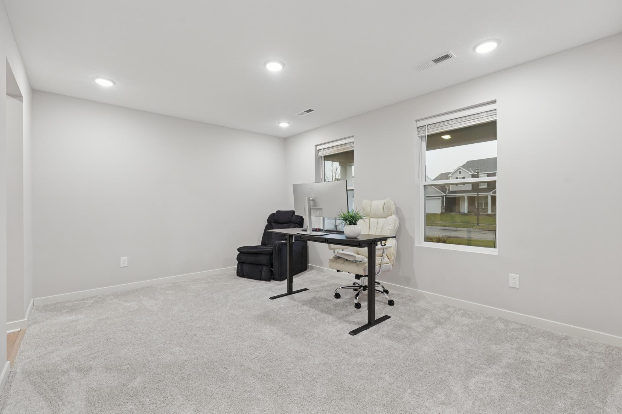 Cottage Grove, Minnesota, 55016, United States, 5 Bedrooms Bedrooms, ,1 BathroomBathrooms,Residential,For Sale,2000572