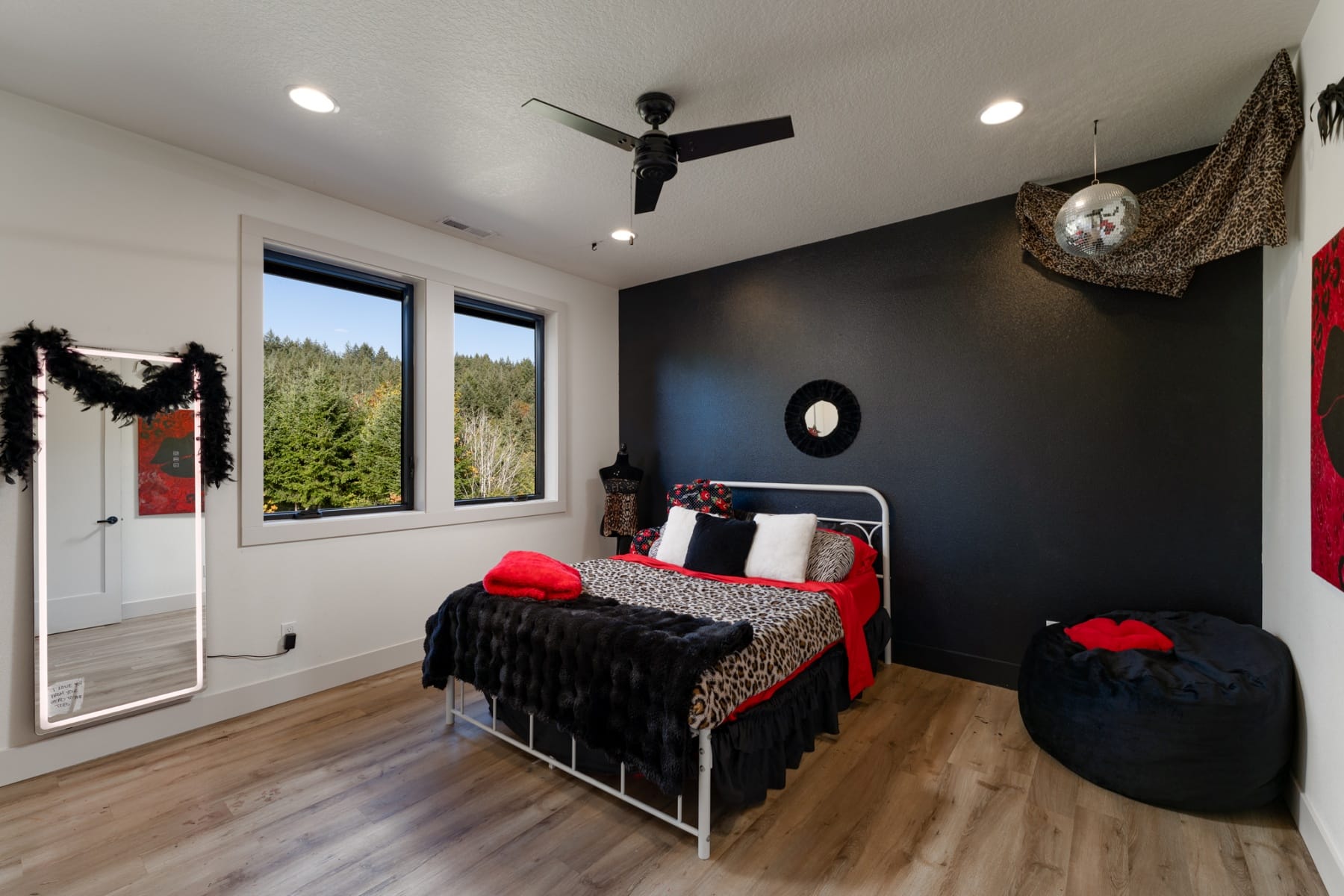  17071 NE HOLLY HILL RD Hillsboro, OR 97123 - 物件實景