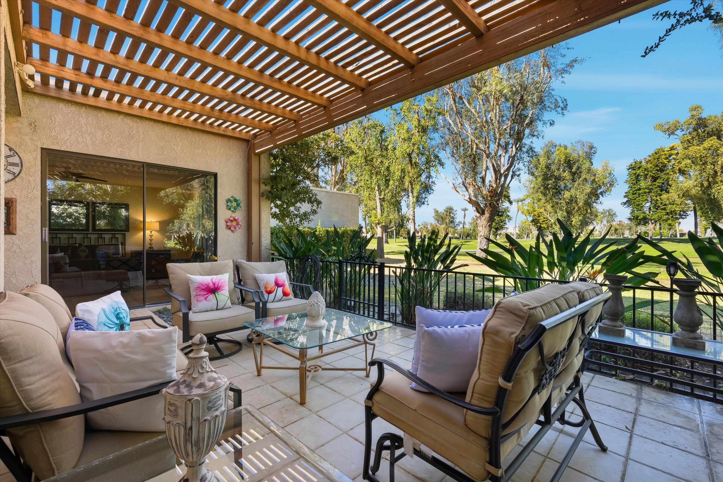 Rancho Mirage, California, 92270, United States, 2 Bedrooms Bedrooms, ,2 BathroomsBathrooms,Residential,For Sale,1993377