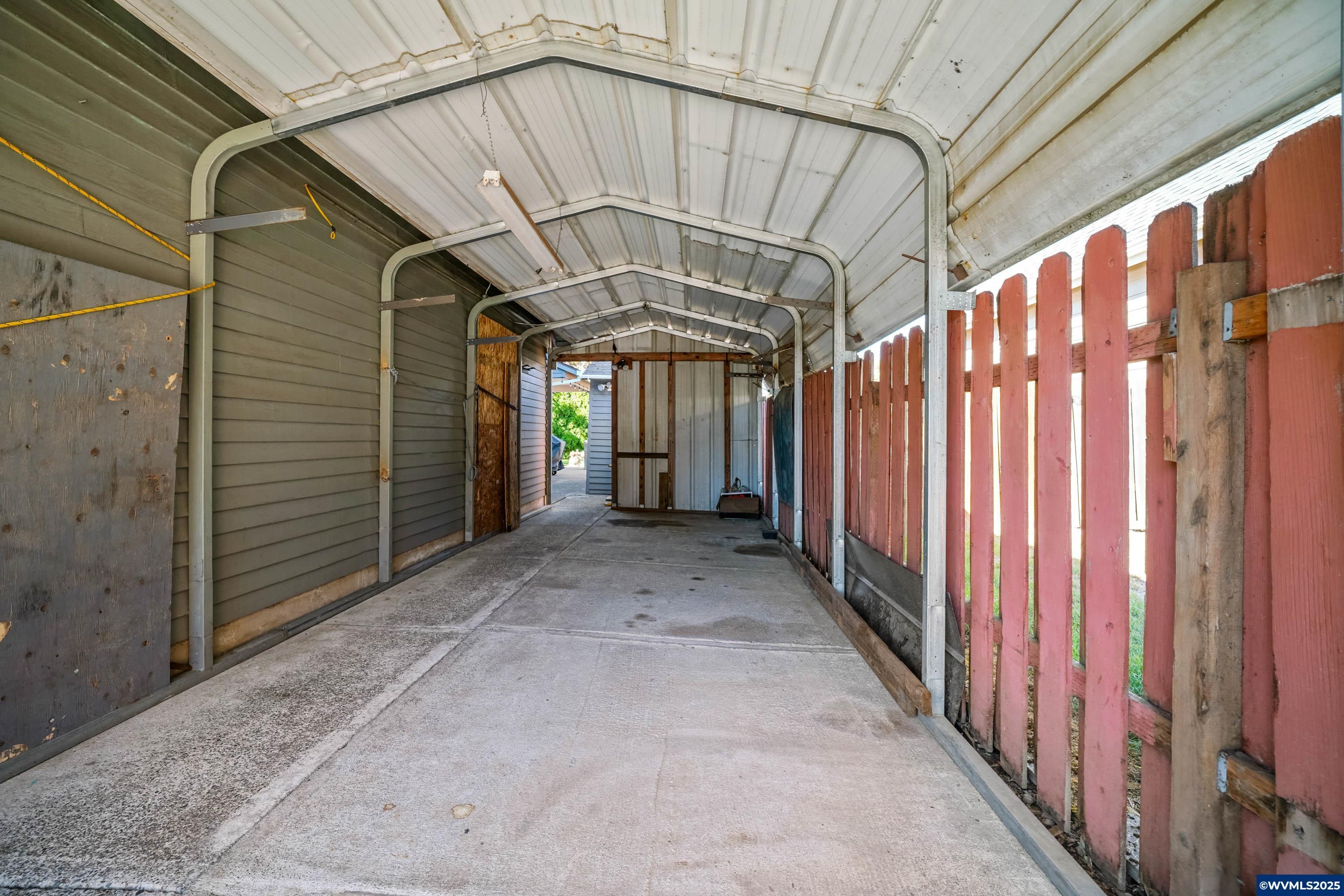 Mcminnville, Oregon, 97128, United States, 3 Bedrooms Bedrooms, ,3 BathroomsBathrooms,Residential,For Sale,1949725