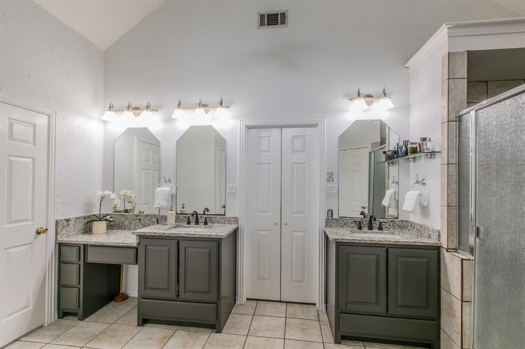 Midlothian, Texas, 76065, United States, 3 Bedrooms Bedrooms, ,3 BathroomsBathrooms,Residential,For Sale,2048540