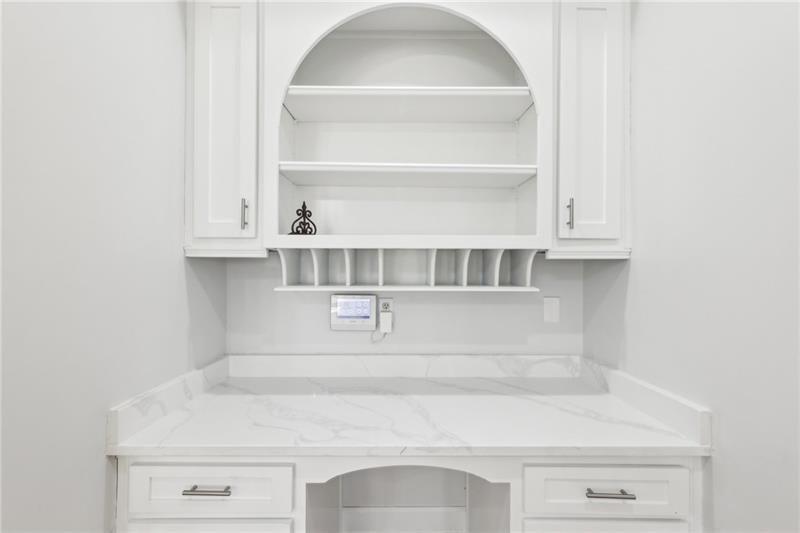 Buford, Georgia, 30518, United States, 6 Bedrooms Bedrooms, ,5 BathroomsBathrooms,Residential,For Sale,1976033