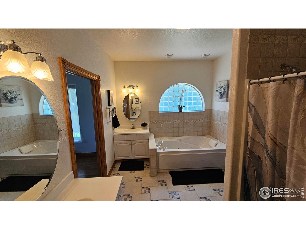 Fort Morgan, Colorado, 80701, United States, 5 Bedrooms Bedrooms, ,3 BathroomsBathrooms,Residential,For Sale,1983878