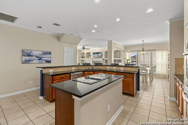 Helotes, Texas, 78023, United States, 4 Bedrooms Bedrooms, ,4 BathroomsBathrooms,Residential,For Sale,1950840