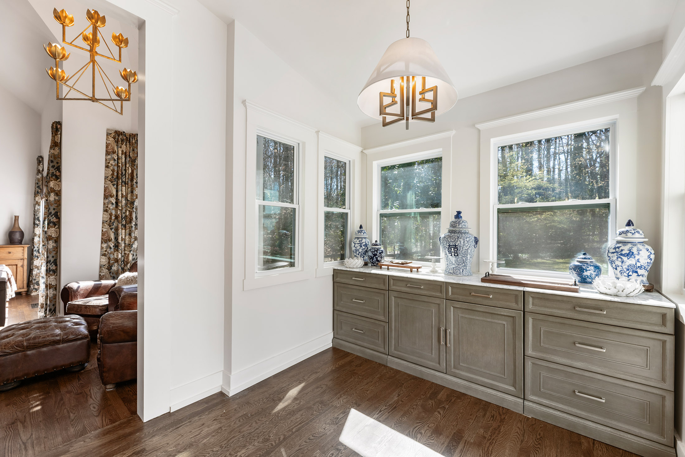  Charming Home Offers the Perfect Blend of Charm, Function, and Location - 物件實景