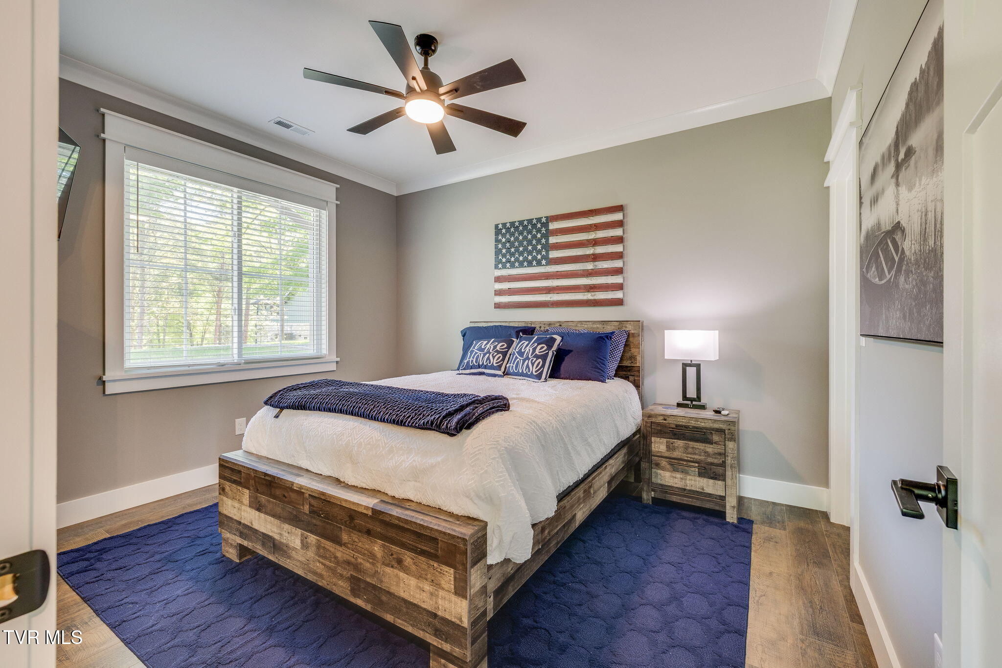 Dandridge, Tennessee, 37725, United States, 3 Bedrooms Bedrooms, ,4 BathroomsBathrooms,Residential,For Sale,2040308