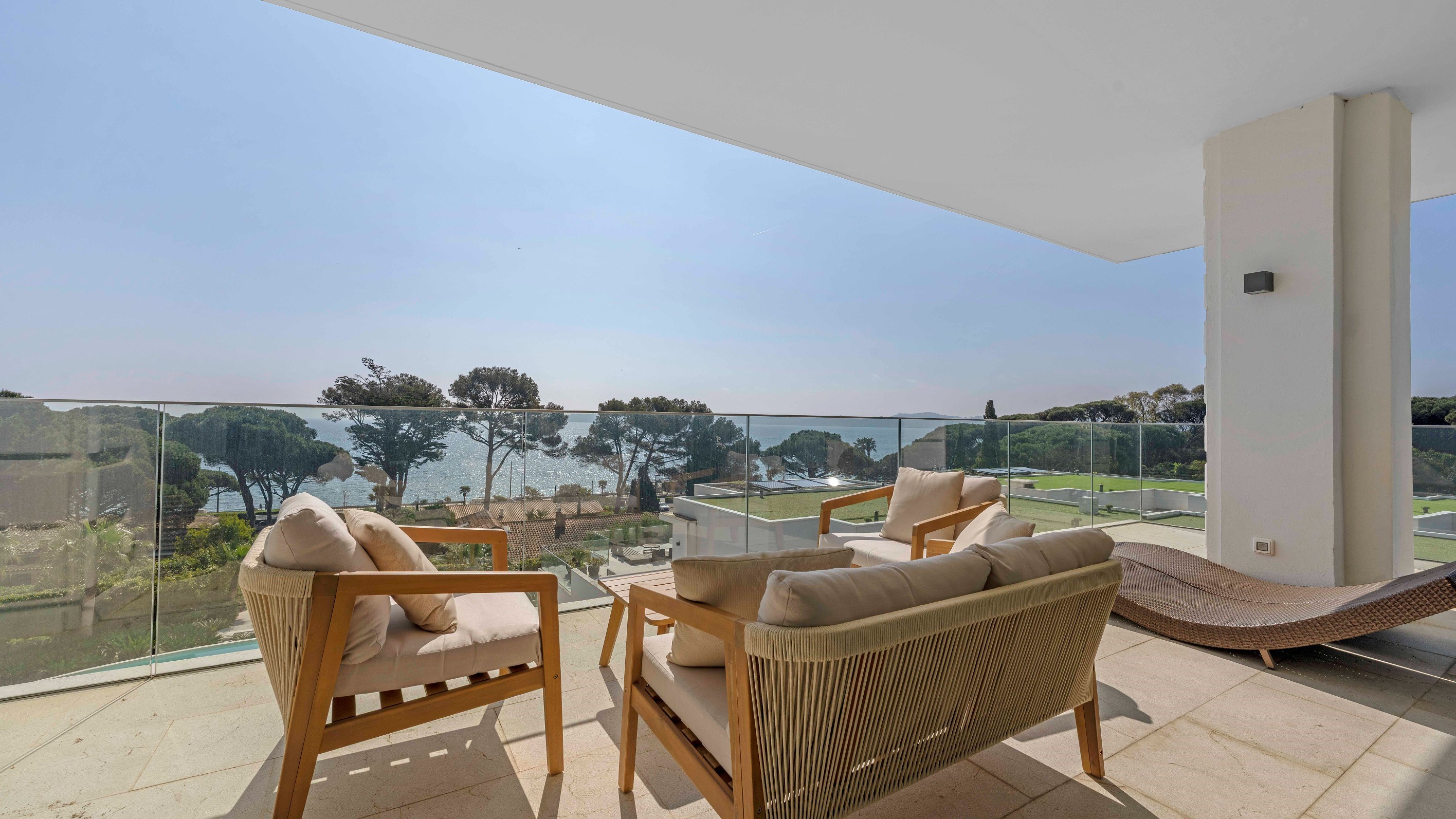  Sainte-Maxime seafront apartment 2 bedroom panoramic sea view pool garages near… - 物件實景