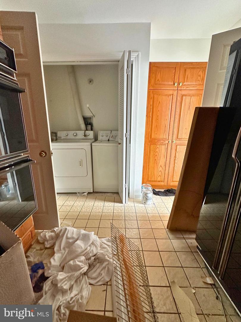 Baltimore, Maryland, 21202, United States, 3 Bedrooms Bedrooms, ,6 BathroomsBathrooms,Residential,For Sale,2002254