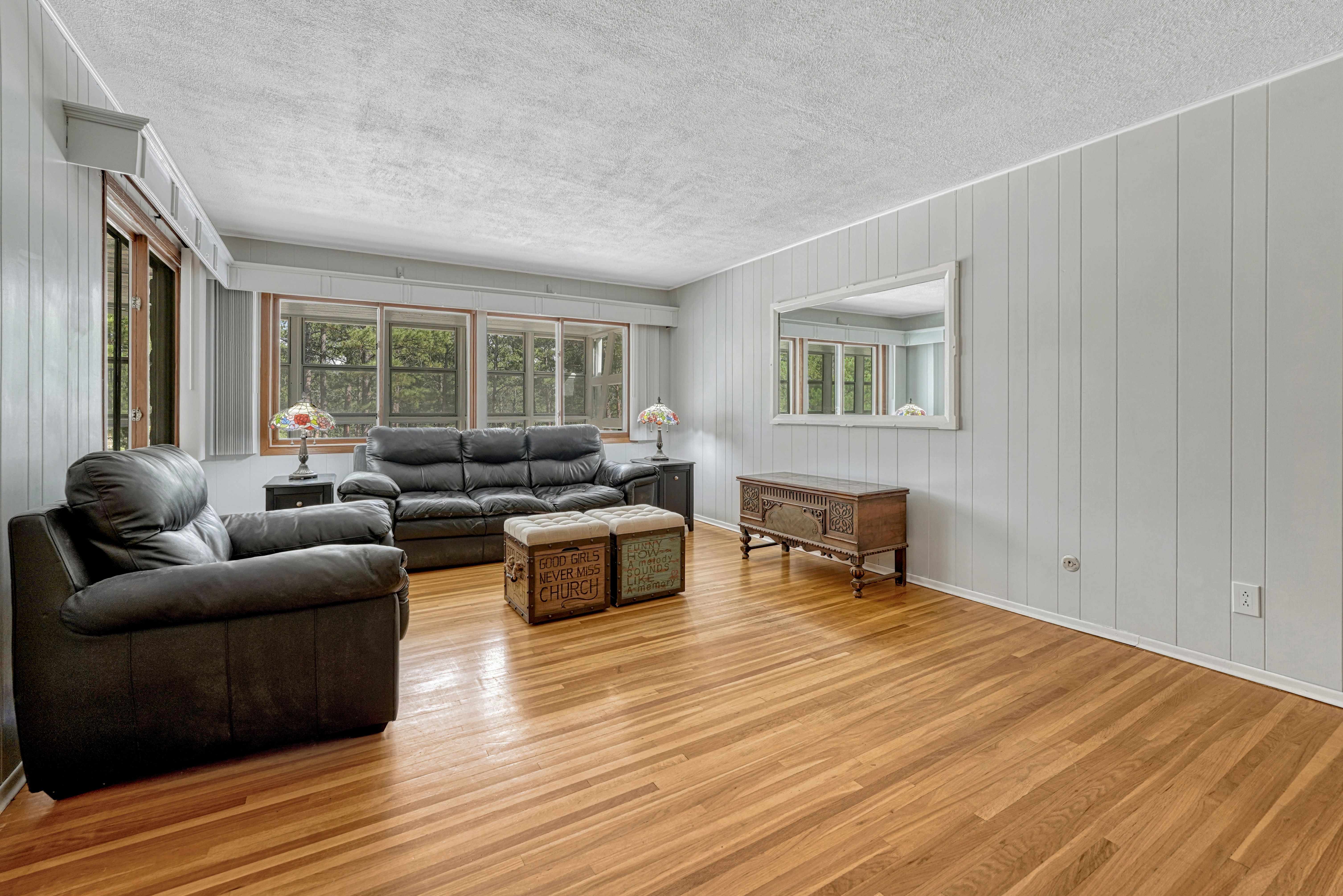  Meticulously maintained ranch-style home in sought-after Black Forest - 物件實景