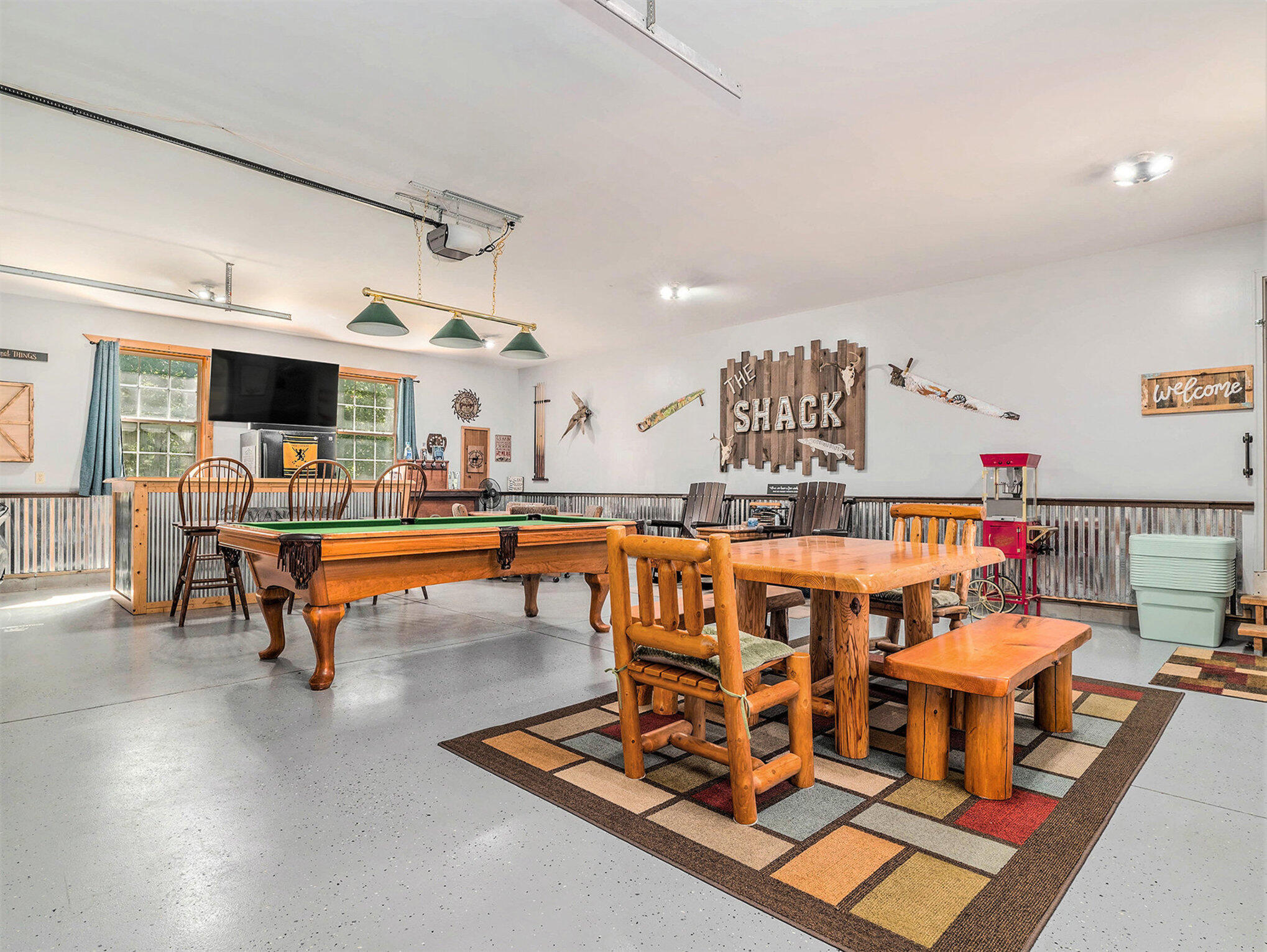 Manistee, Michigan, 49660, United States, 2 Bedrooms Bedrooms, ,2 BathroomsBathrooms,Residential,For Sale,1896192