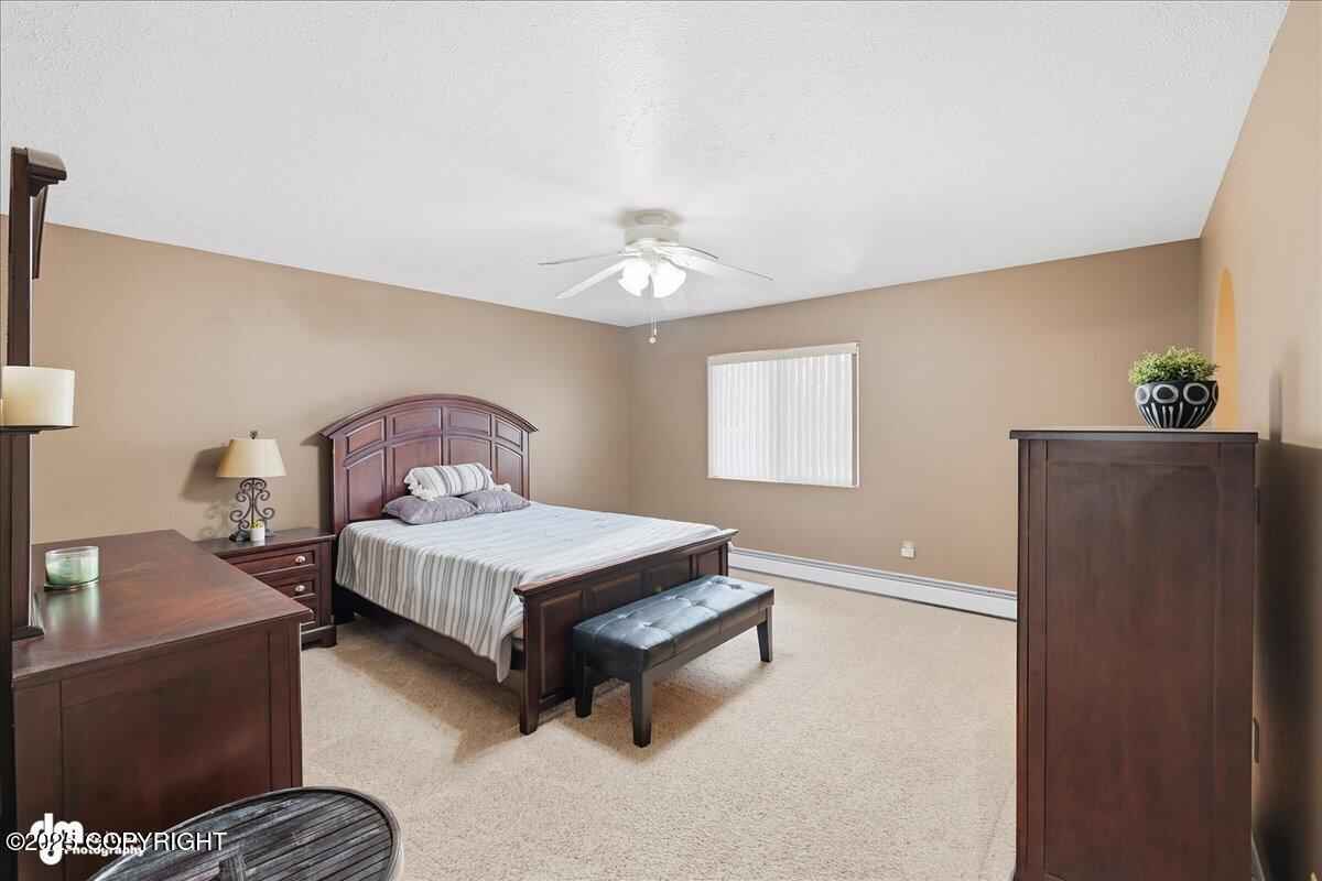 Kenai, Alaska, 99611, United States, 4 Bedrooms Bedrooms, ,2 BathroomsBathrooms,Residential,For Sale,1985692