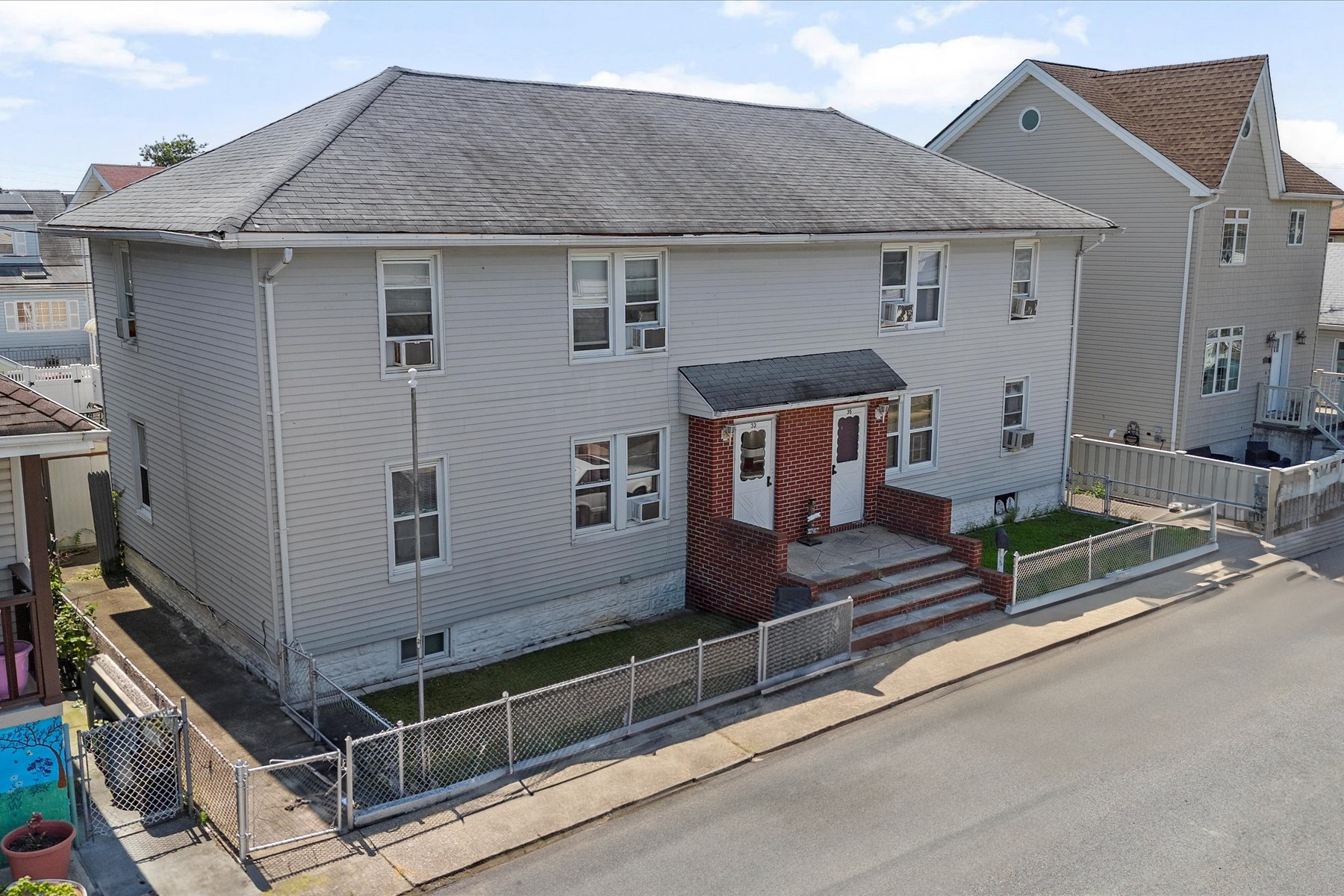 33 Bevy Court 