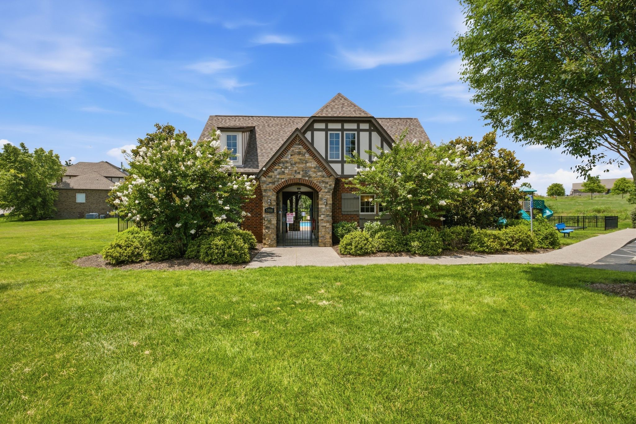 5146 Mountainbrook Circle, Hermitage, TN 37076 - 物件實景