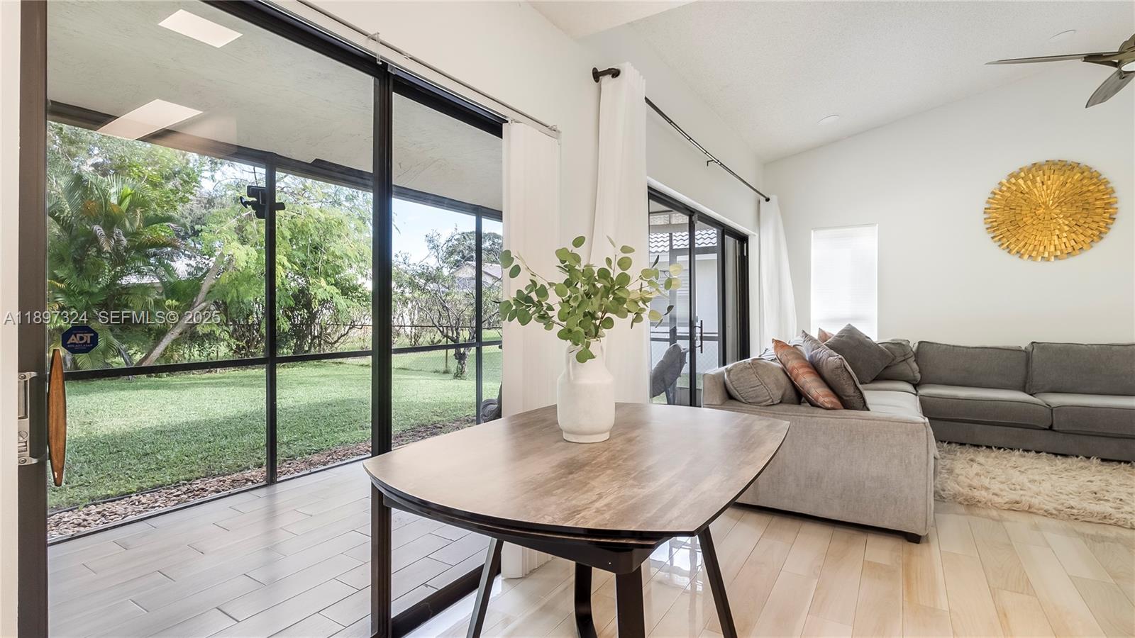 Coral Springs, Florida, 33065, United States, 3 Bedrooms Bedrooms, ,2 BathroomsBathrooms,Residential,For Sale,1993306