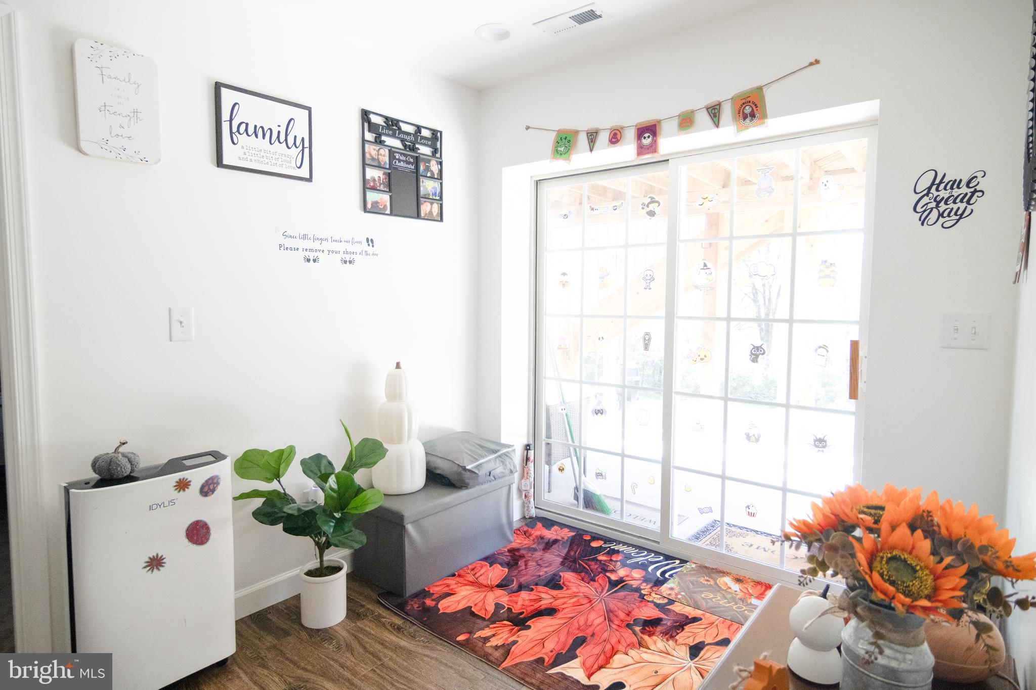 Aroda, Virginia, 22709, United States, 3 Bedrooms Bedrooms, ,3 BathroomsBathrooms,Residential,For Sale,1976607