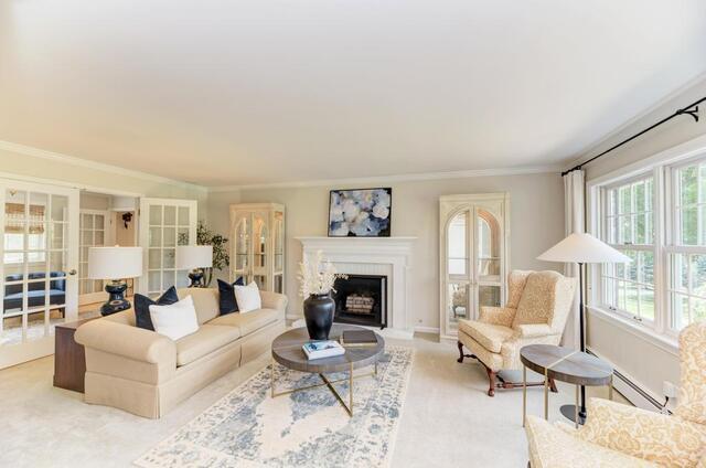 Medinah, Illinois, 60157, United States, 4 Bedrooms Bedrooms, ,4 BathroomsBathrooms,Residential,For Sale,1975518