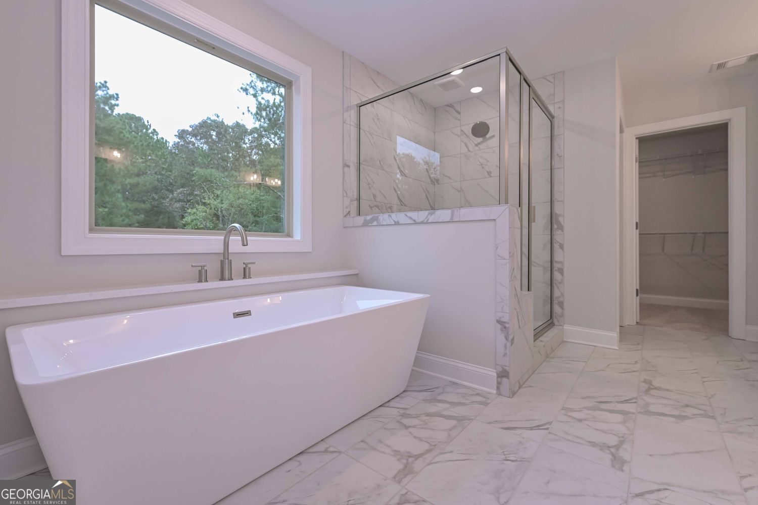 Douglasville, Georgia, 30135, United States, 5 Bedrooms Bedrooms, ,5 BathroomsBathrooms,Residential,For Sale,1929724