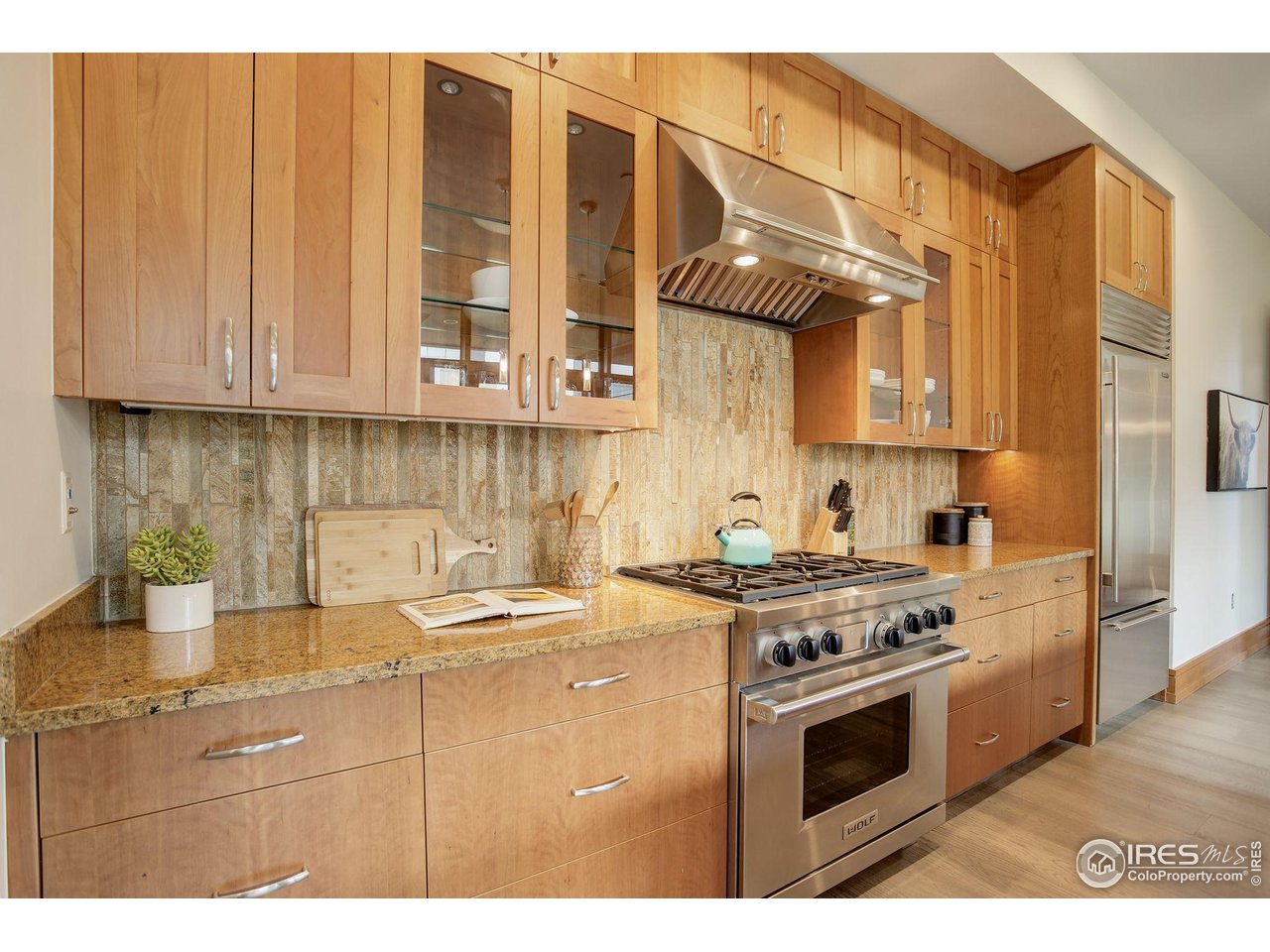 Boulder, Colorado, 80302, United States, 2 Bedrooms Bedrooms, ,2 BathroomsBathrooms,Residential,For Sale,1992797