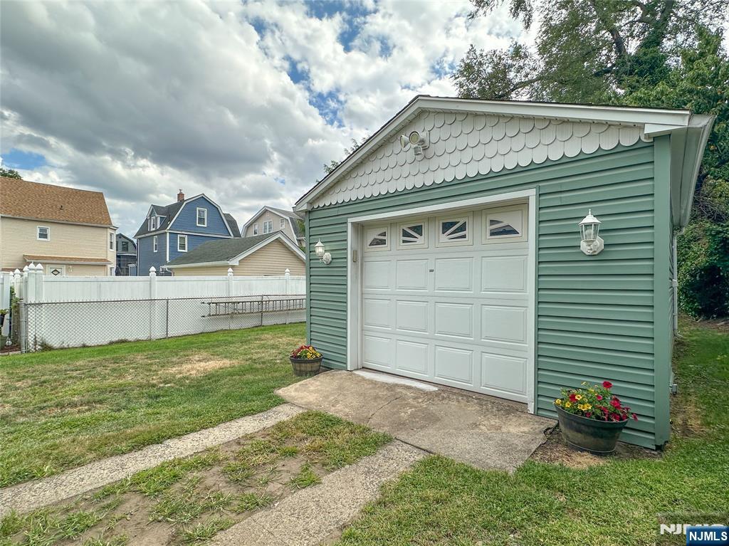 Kearny, New Jersey, 07032, United States, 4 Bedrooms Bedrooms, ,2 BathroomsBathrooms,Residential,For Sale,1980057