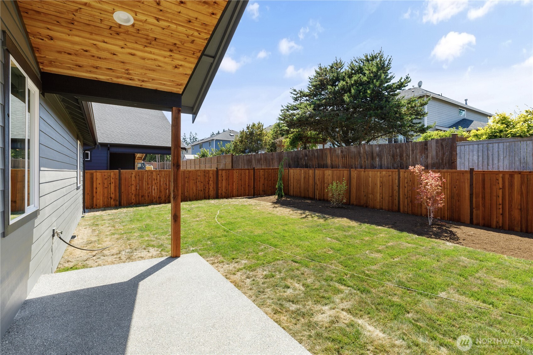 Oak Harbor, Washington, 98277, United States, 4 Bedrooms Bedrooms, ,1 BathroomBathrooms,Residential,For Sale,1939652
