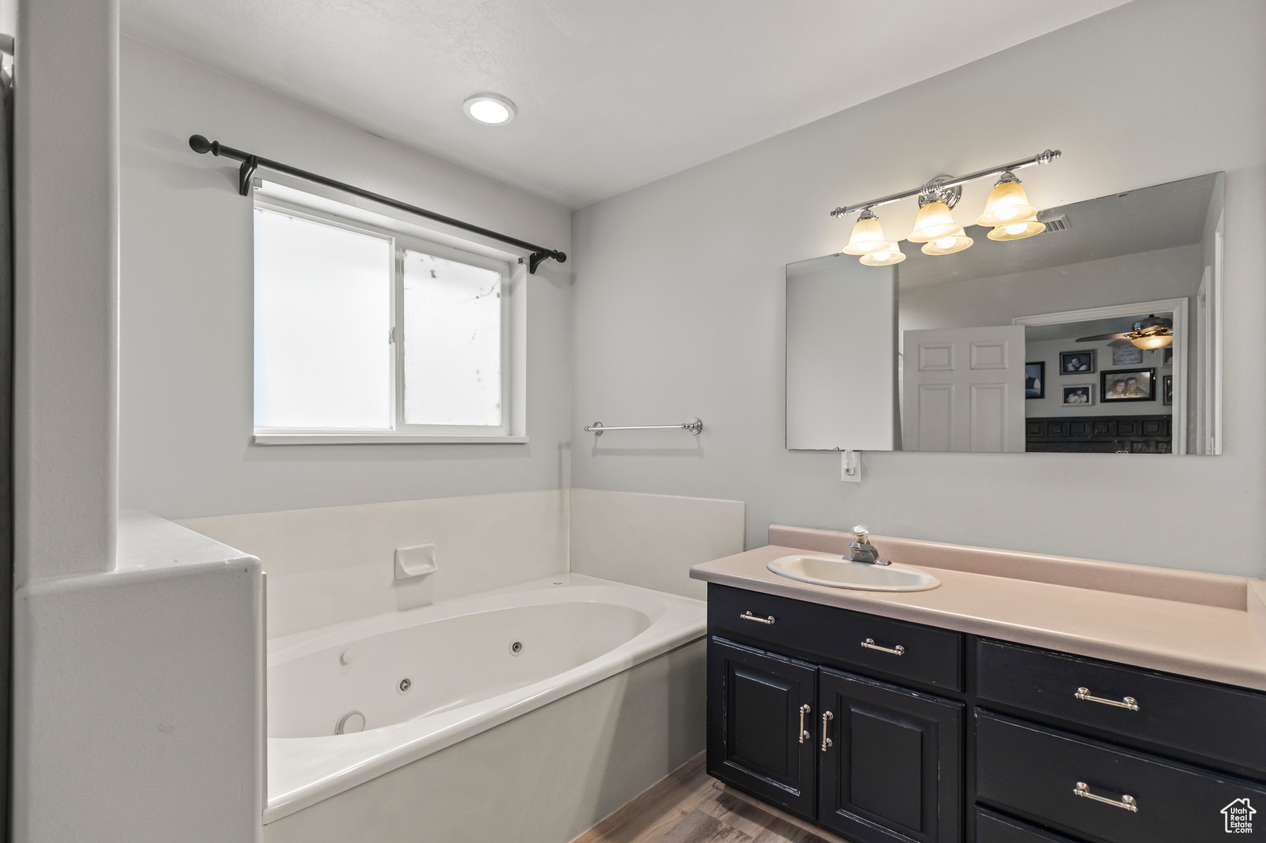 Richfield, Utah, 84701, United States, 6 Bedrooms Bedrooms, ,4 BathroomsBathrooms,Residential,For Sale,1885344