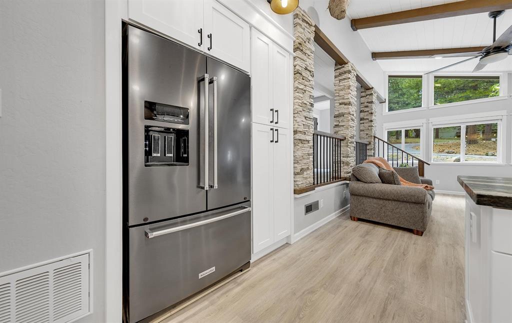 Lake Almanor Country Club, California, 96137, United States, 2 Bedrooms Bedrooms, ,2 BathroomsBathrooms,Residential,For Sale,1934247