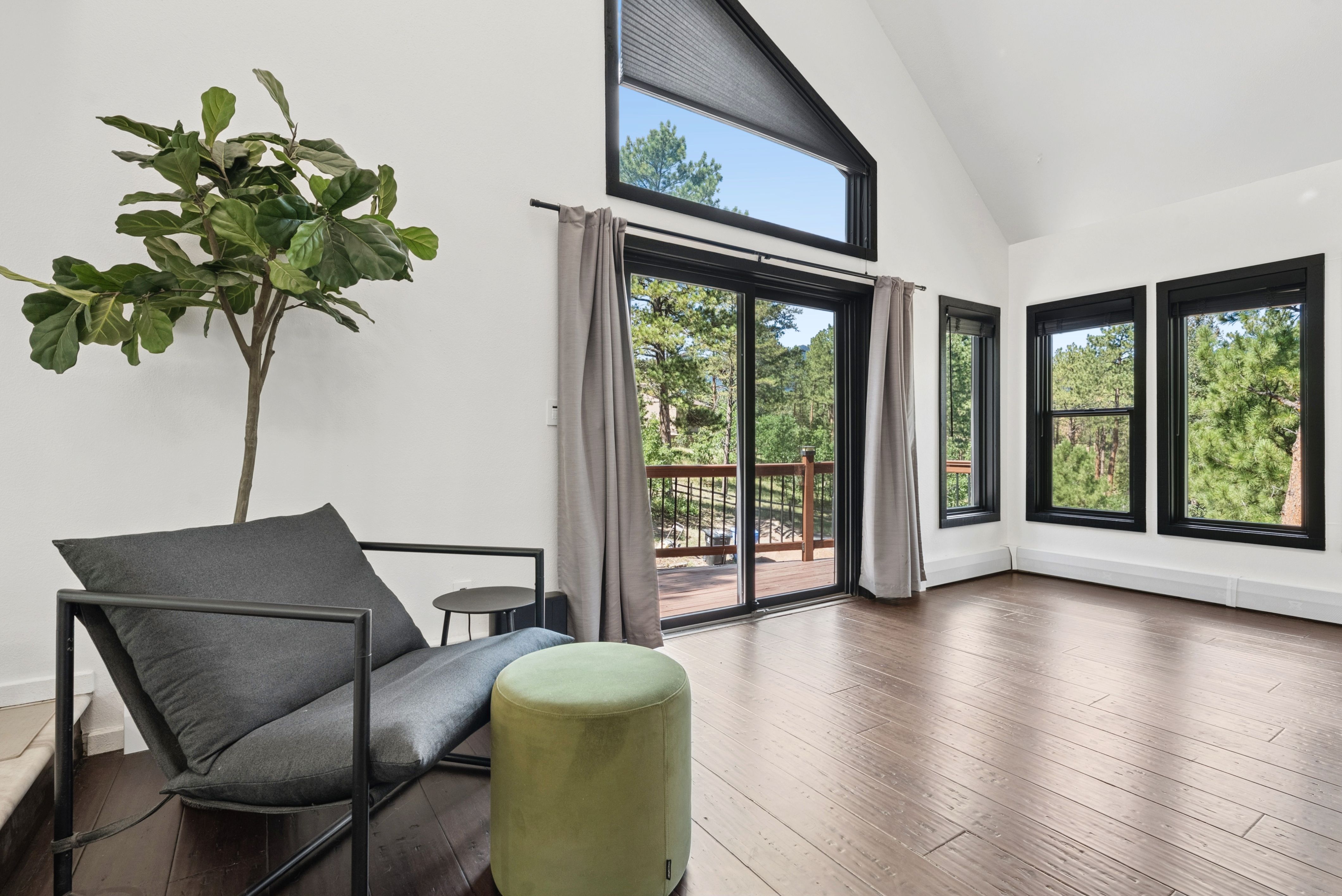  Private Wooded Retreat - 物件實景