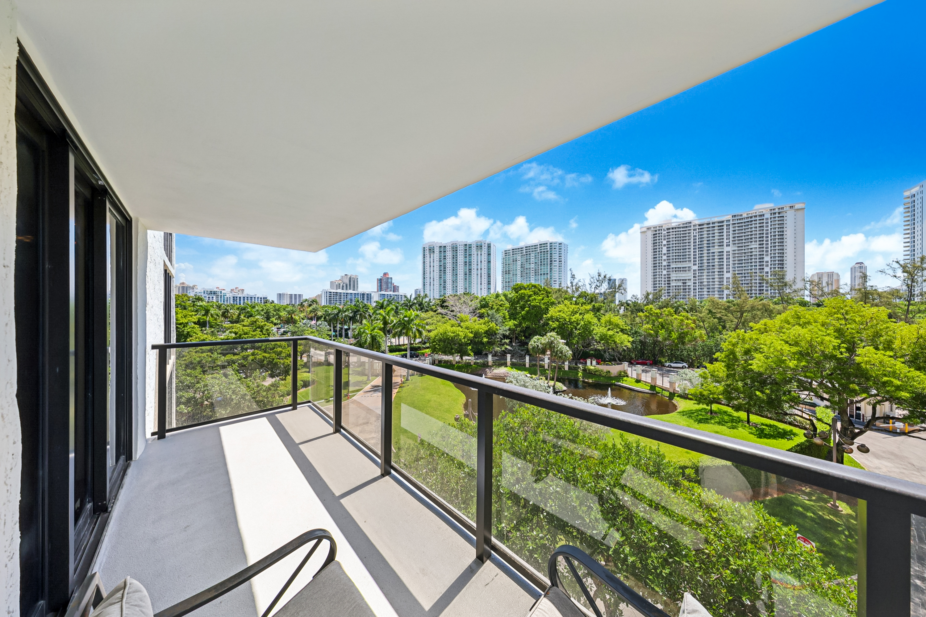  18181 NE 31st Ct, Aventura, FL, 33160 - 物件實景