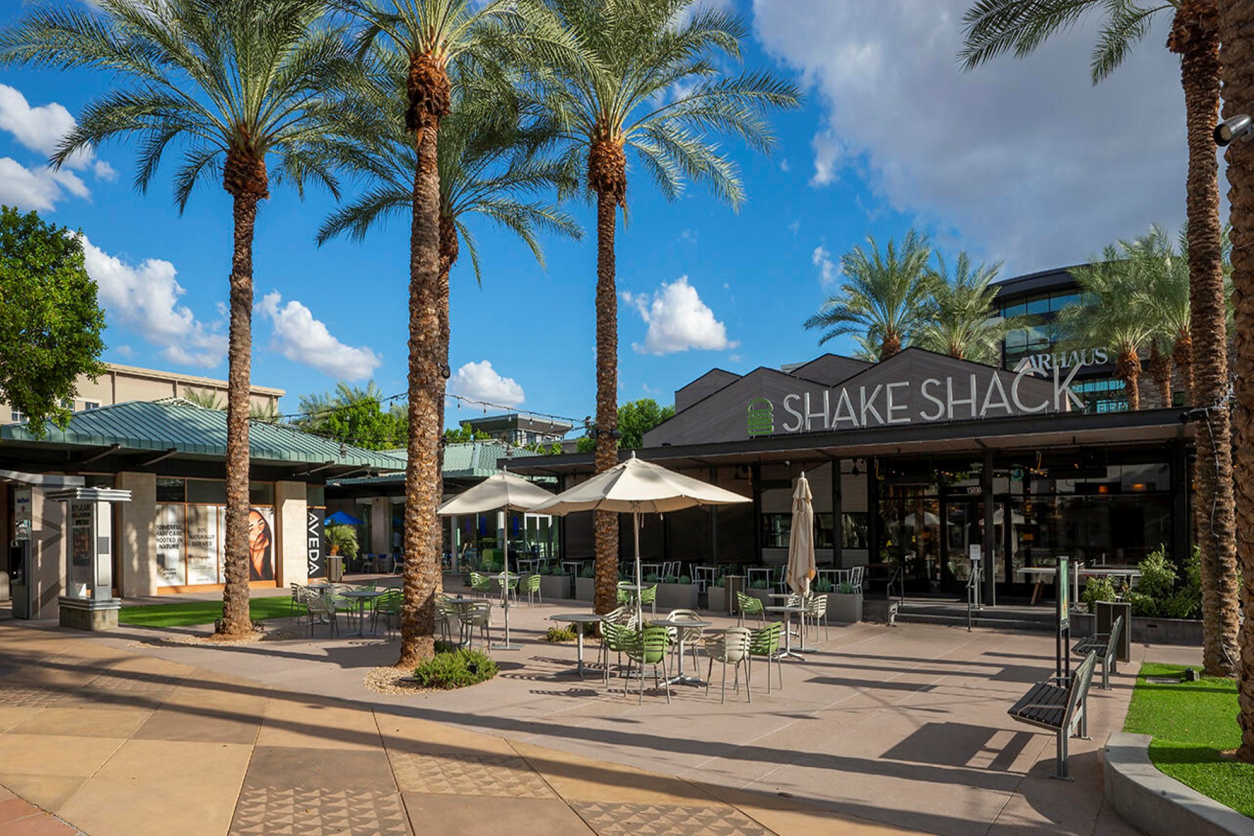  15215 N Kierland Boulevard¦Scottsdale, AZ - 物件實景