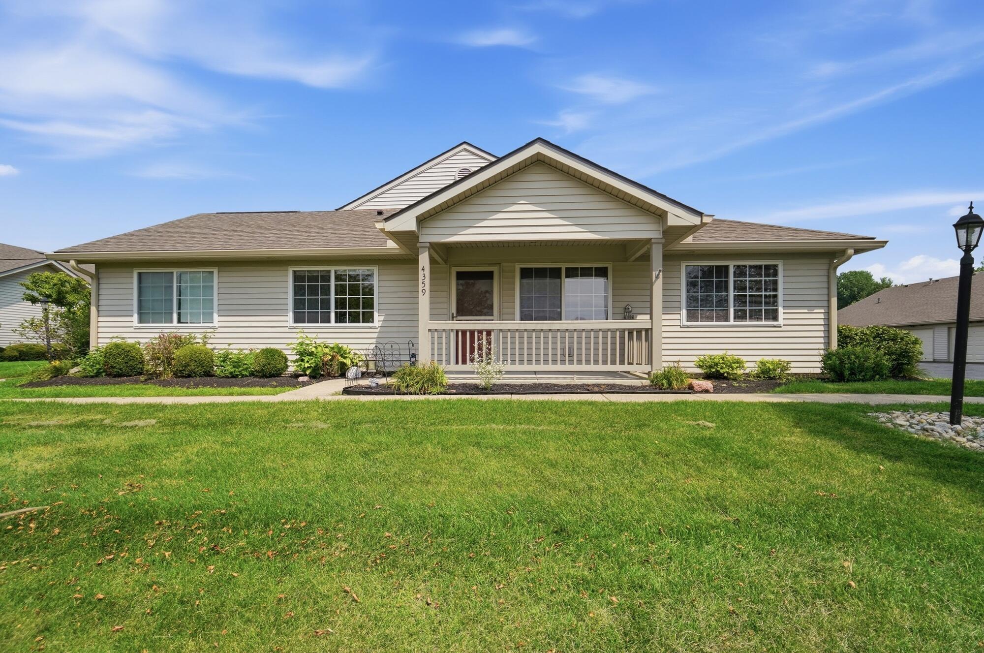 Seahorse Ln, Groveport, OH 43125
