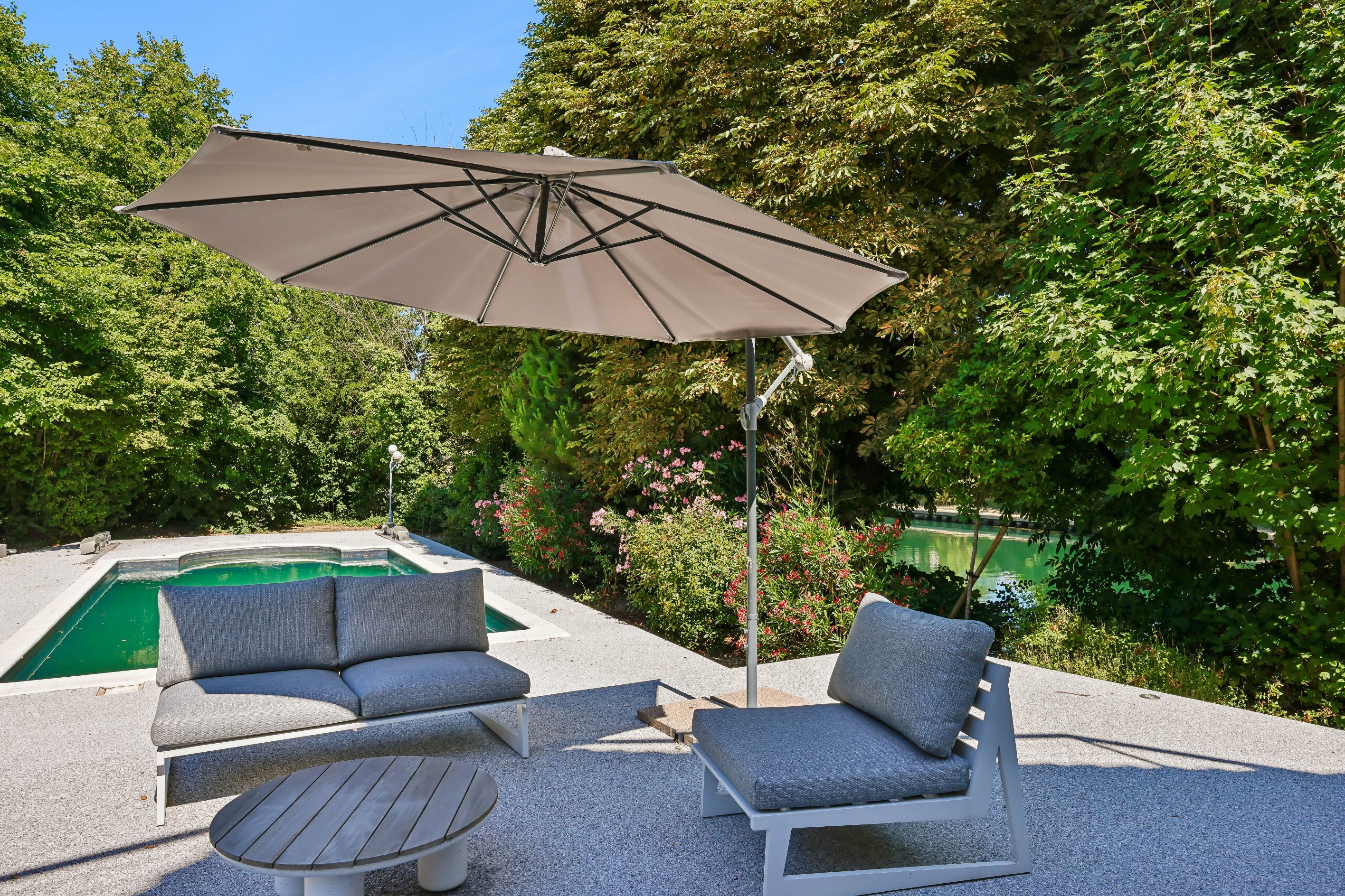  LE PERREUX-SUR-MARNE - WATERFRONT CONTEMPORARY ESTATE ON THE BANKS OF THE MARNE… - 物件實景
