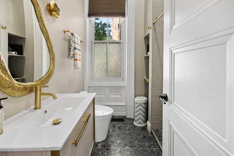 Philadelphia, Pennsylvania, 19130, United States, 5 Bedrooms Bedrooms, ,6 BathroomsBathrooms,Residential,For Sale,1977260