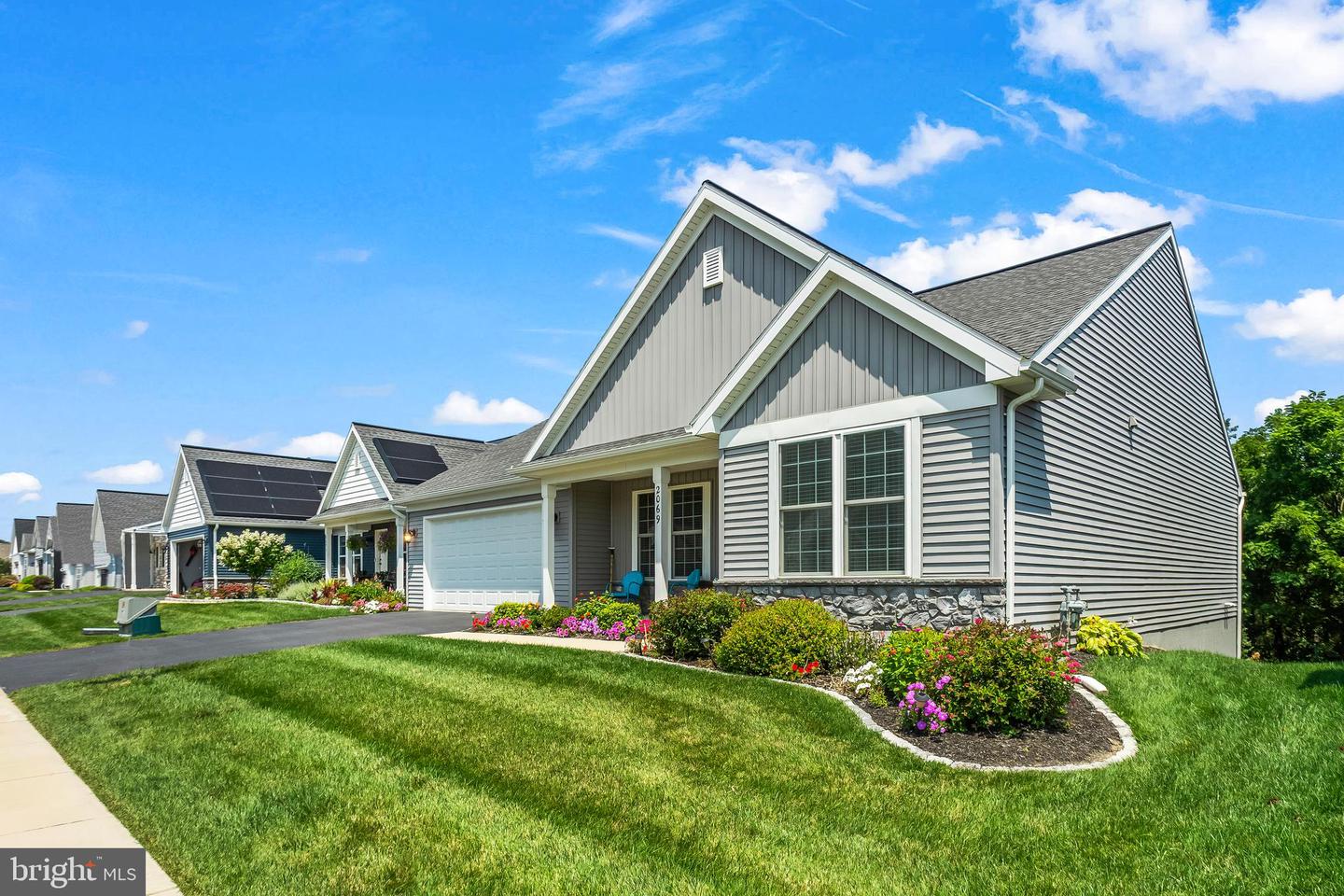 Mechanicsburg, Pennsylvania, 17055, United States, 2 Bedrooms Bedrooms, ,2 BathroomsBathrooms,Residential,For Sale,1993400