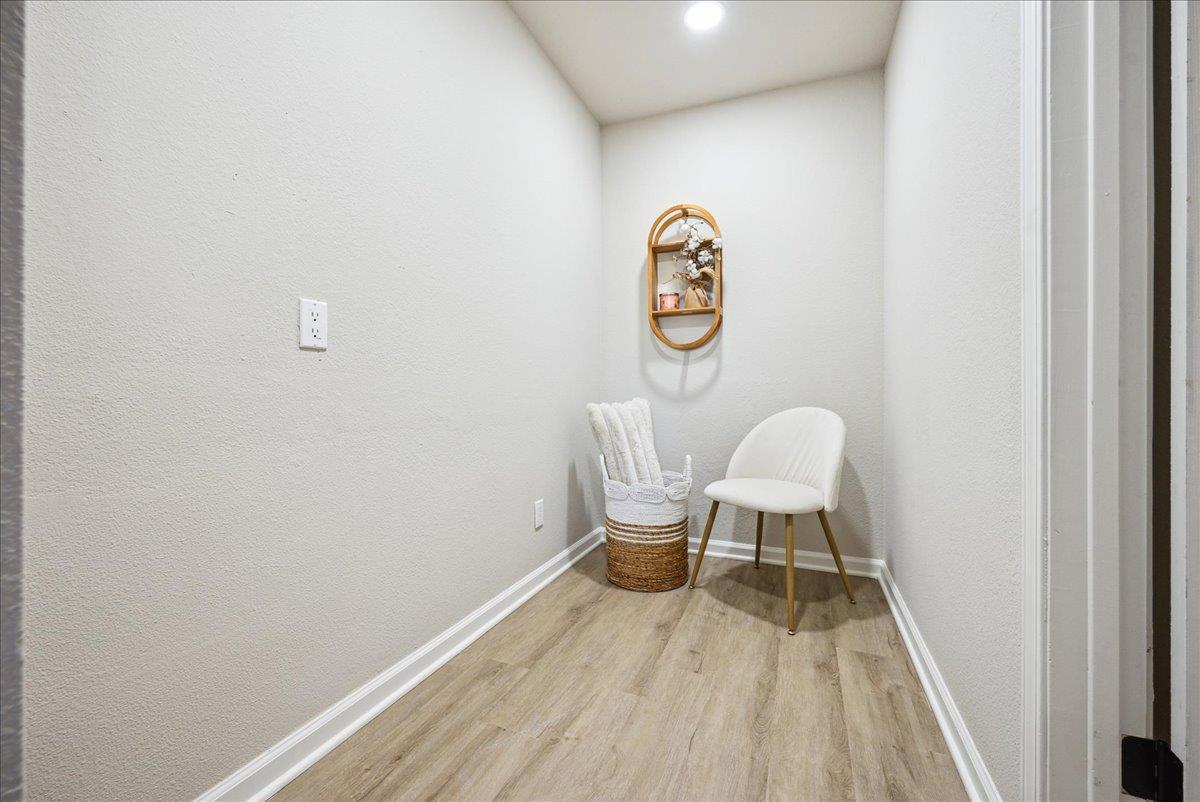 Grass Valley, California, 95949, United States, 4 Bedrooms Bedrooms, ,3 BathroomsBathrooms,Residential,For Sale,1976172