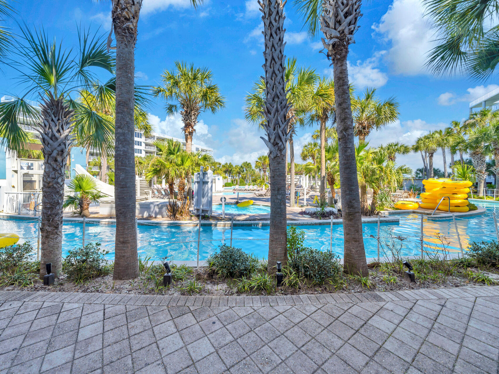 Fort Walton Beach, Florida, 32548, United States, 1 Bedroom Bedrooms, ,2 BathroomsBathrooms,Residential,For Sale,1747414