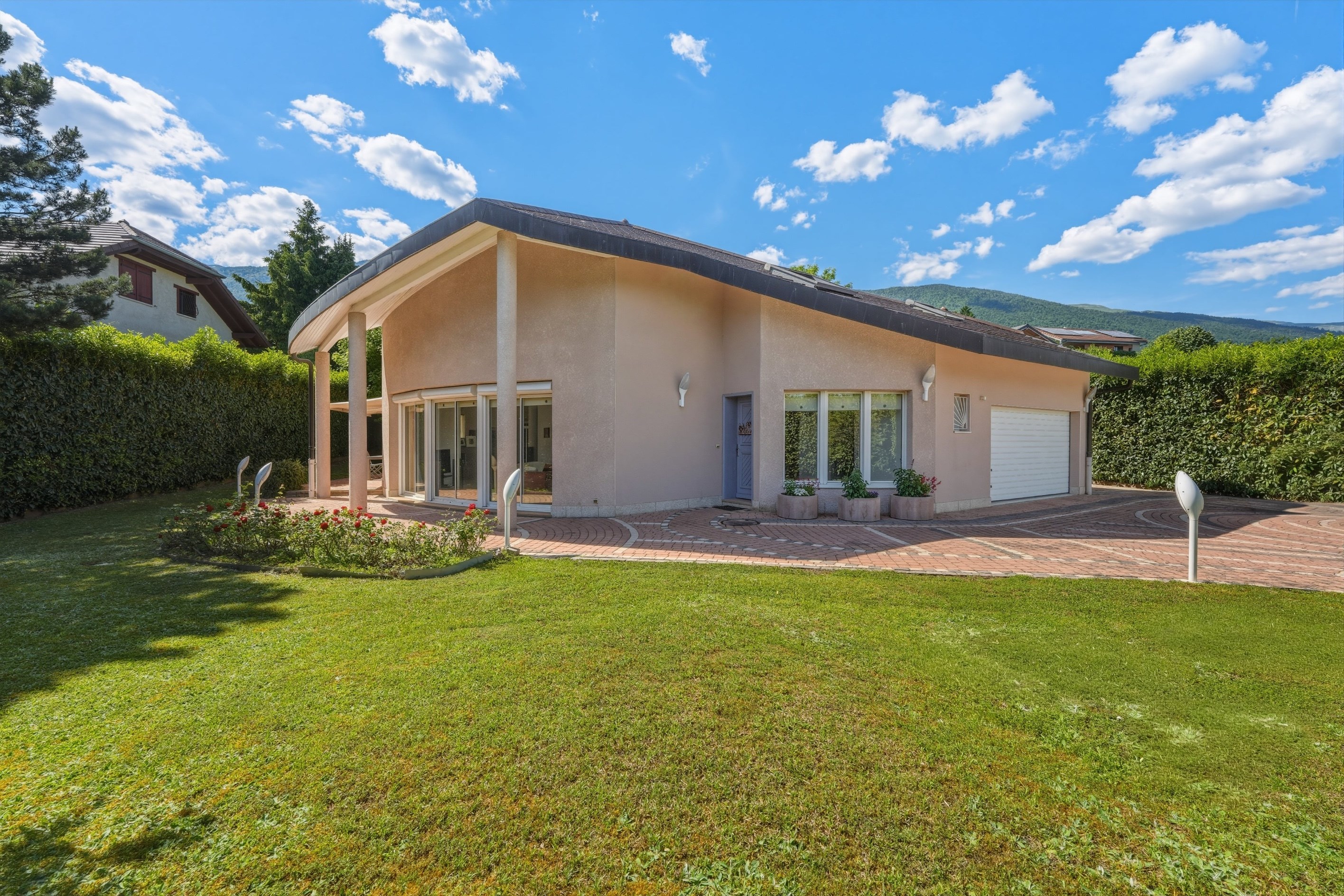  Exceptional Family Residence on the Doorstep of Geneva with Mont-Blanc Views - 物件實景