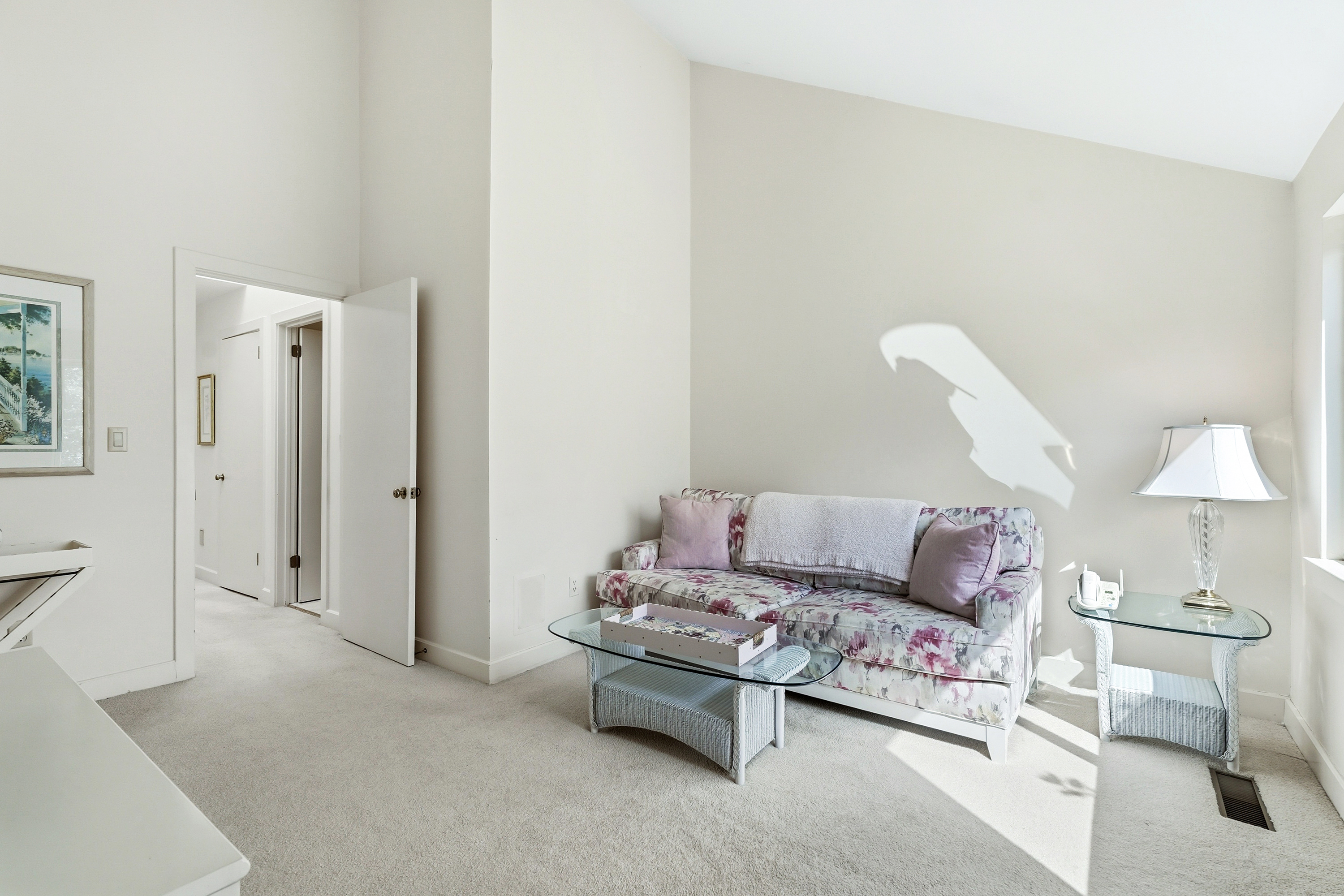  Exclusive Townhouse with Serene Lake Views. - 物件實景