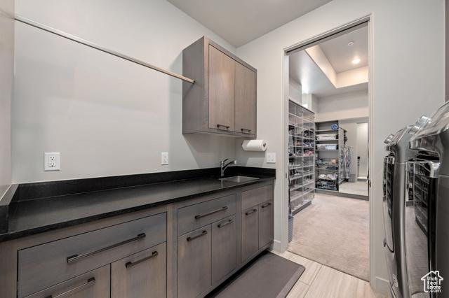 St. George, Utah, 84770, United States, 4 Bedrooms Bedrooms, ,4 BathroomsBathrooms,Residential,For Sale,1982839