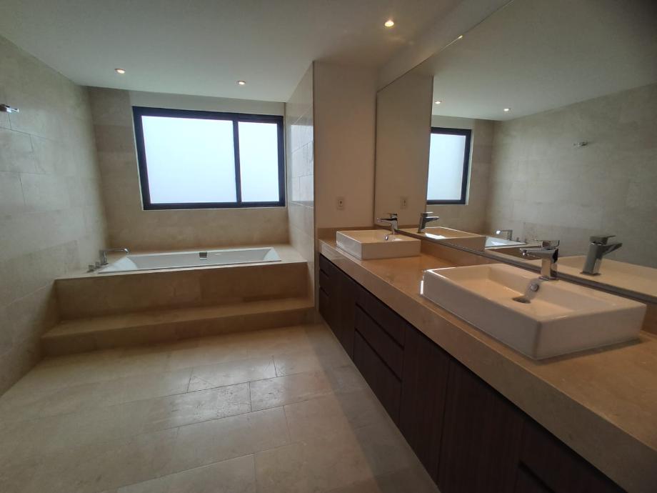 Cuajimalpa de Morelos, Ciudad de México, 05100, Mexico, 3 Bedrooms Bedrooms, ,4 BathroomsBathrooms,Residential,For Sale,1836936