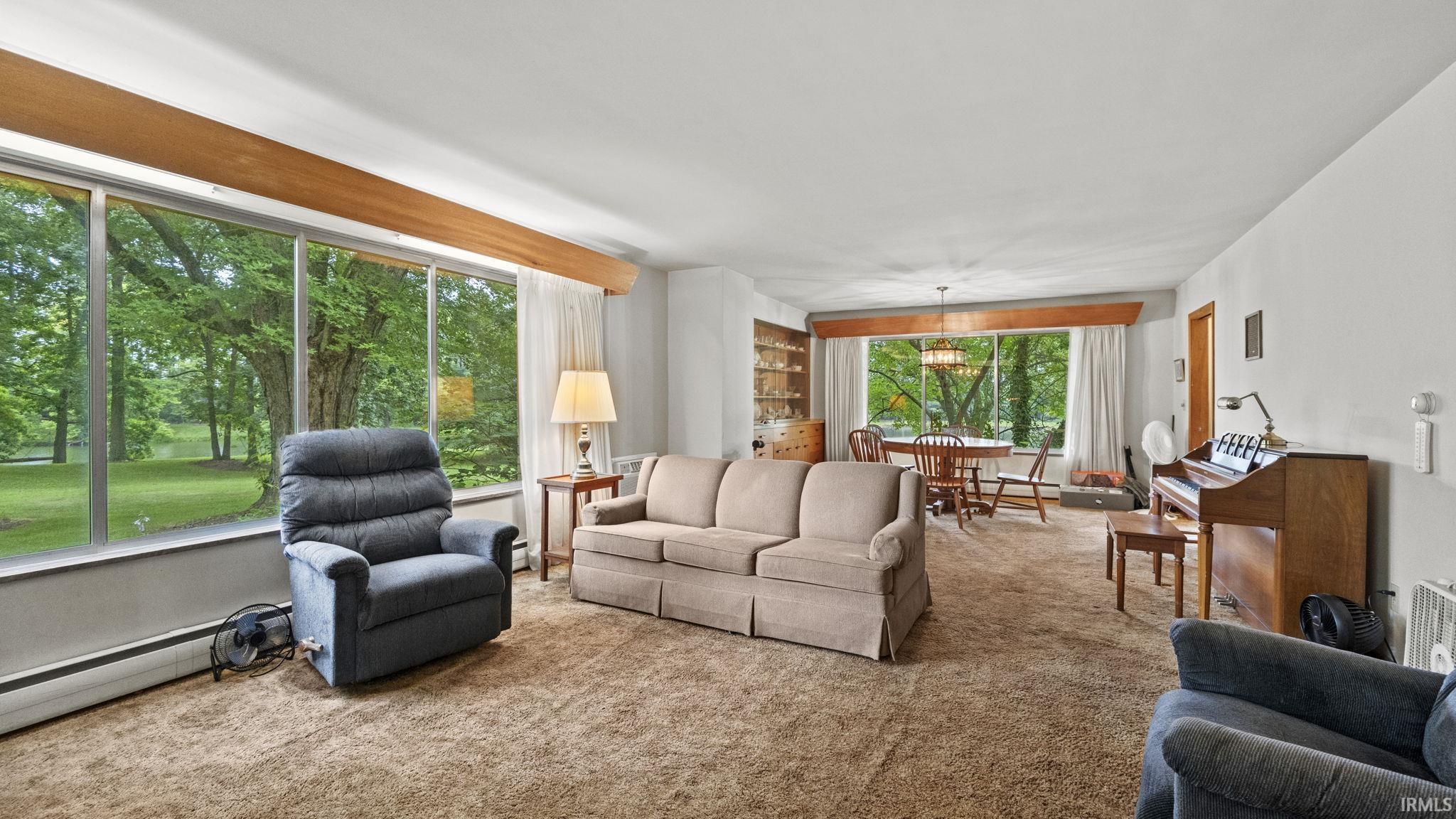 Markle, Indiana, 46770, United States, 3 Bedrooms Bedrooms, ,3 BathroomsBathrooms,Residential,For Sale,1973657