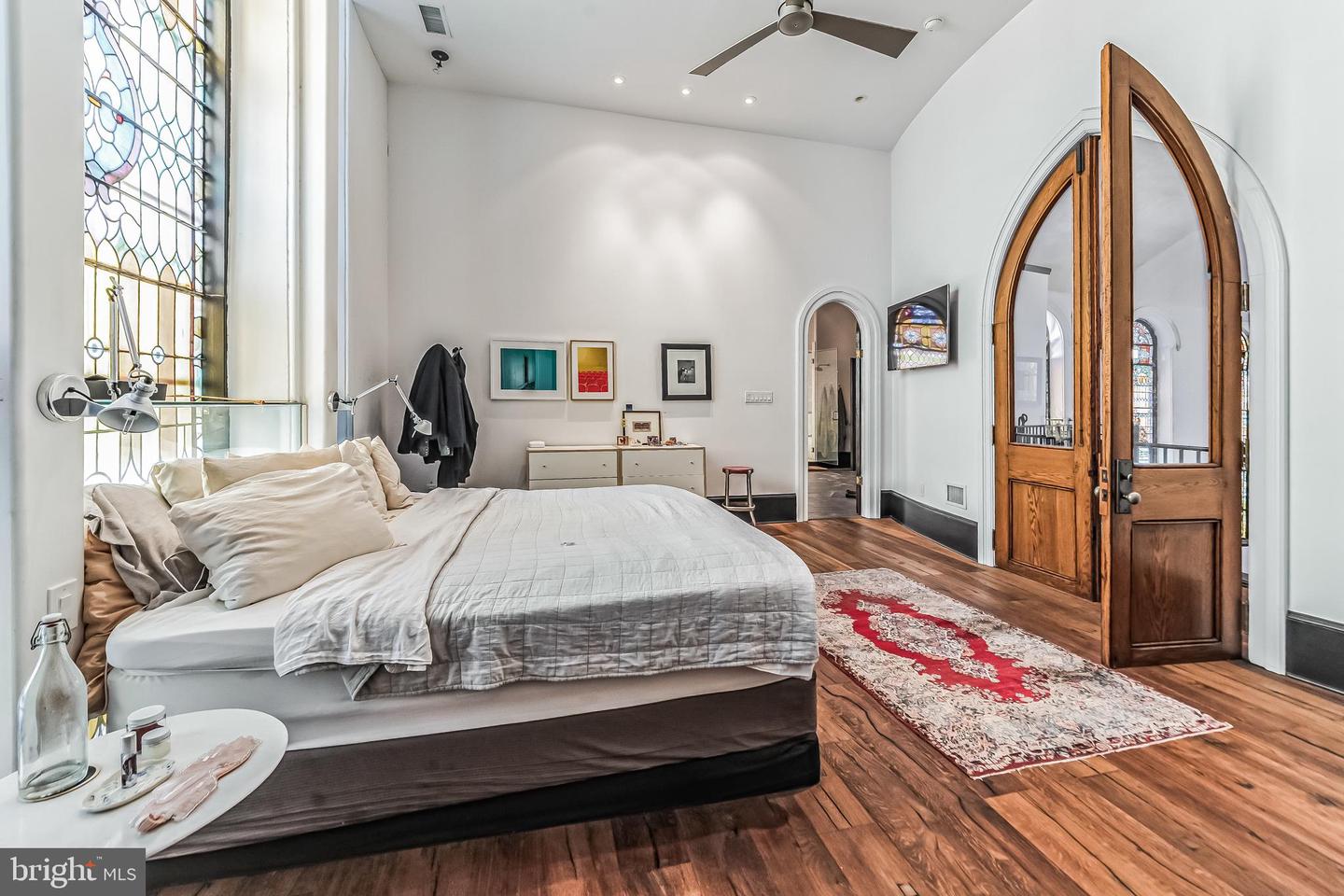 1345 E Susquehanna Avenue, Philadelphia, Pennsylvania, 19125, United States, 4 Bedrooms Bedrooms, ,6 BathroomsBathrooms,Residential,For Sale,1345 E Susquehanna Avenue,1613151