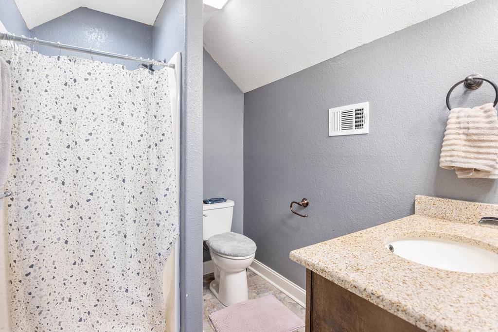 Junction City, Georgia, 31812, United States, 6 Bedrooms Bedrooms, ,5 BathroomsBathrooms,Residential,For Sale,1939165