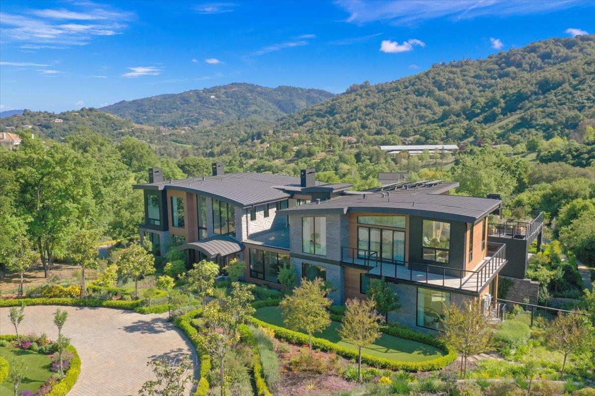 Saratoga, California, 95070, United States, 6 Bedrooms Bedrooms, ,11 BathroomsBathrooms,Residential,For Sale,1971416